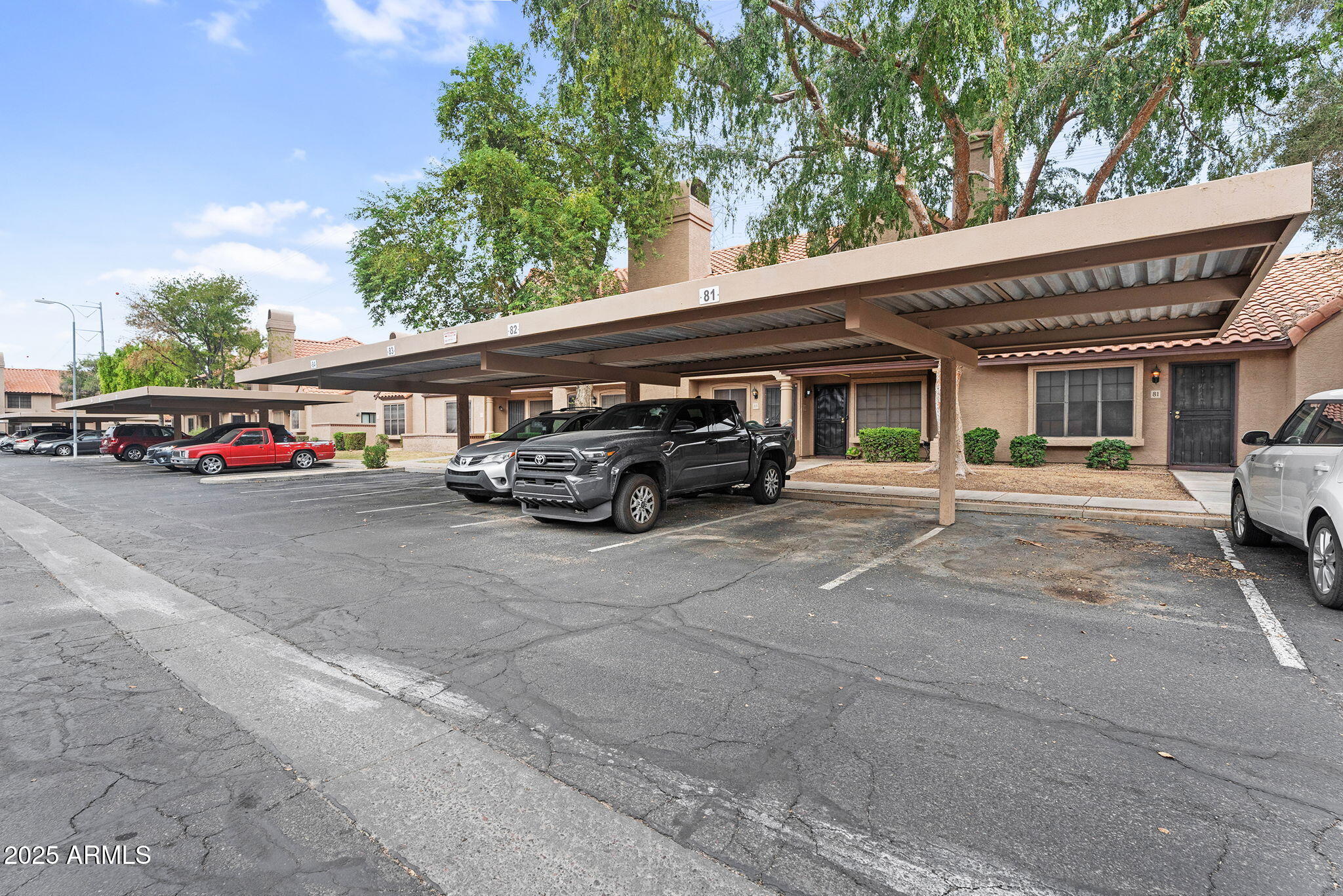 3491 N ARIZONA Avenue, 83