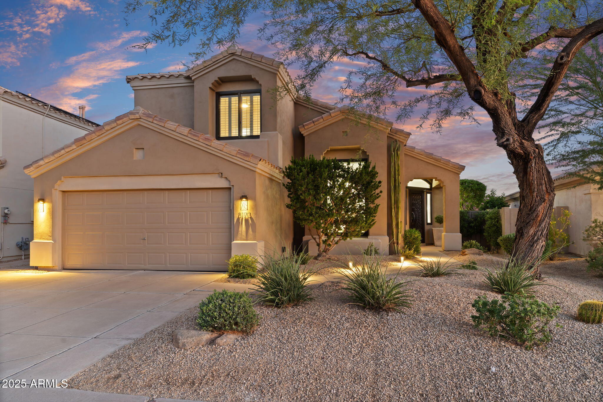 8173 E MICHELLE Drive