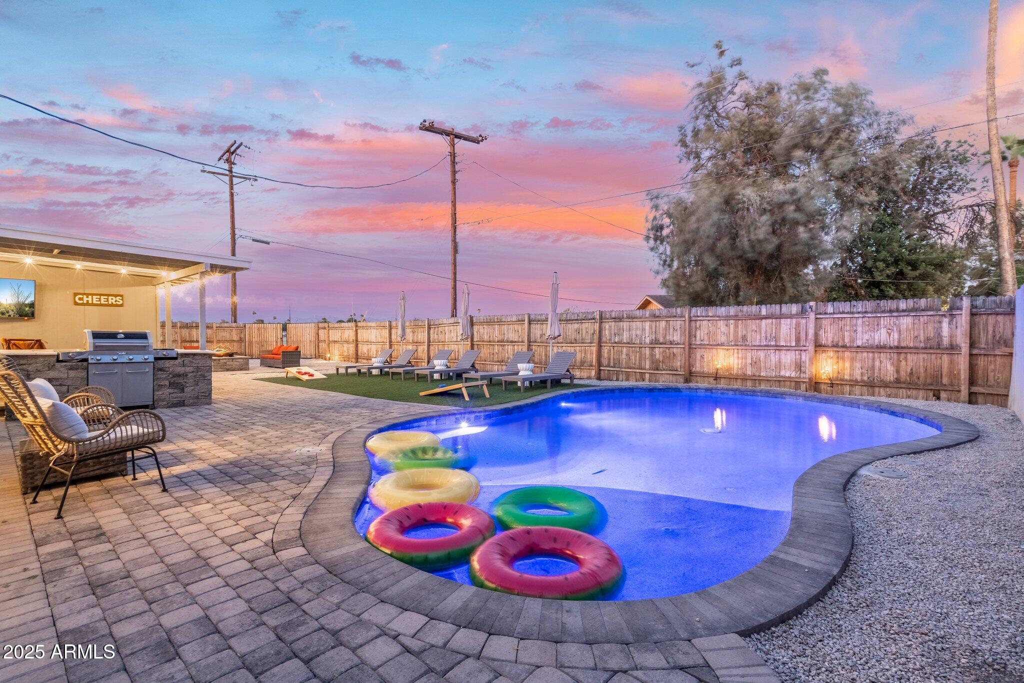 2045 N 68TH Street