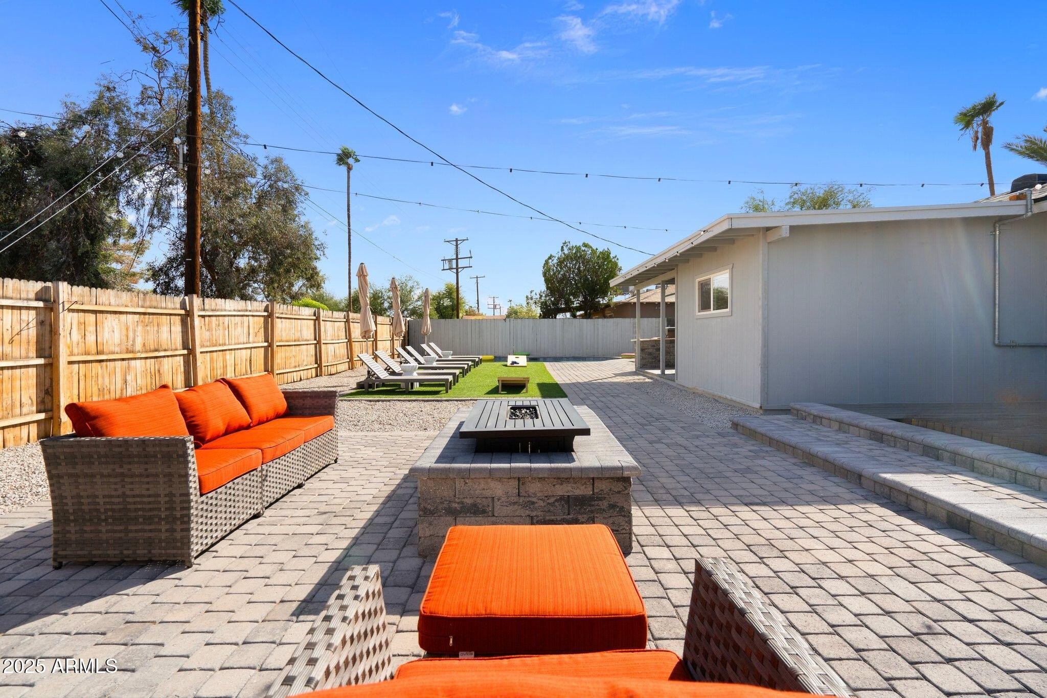 2045 N 68TH Street
