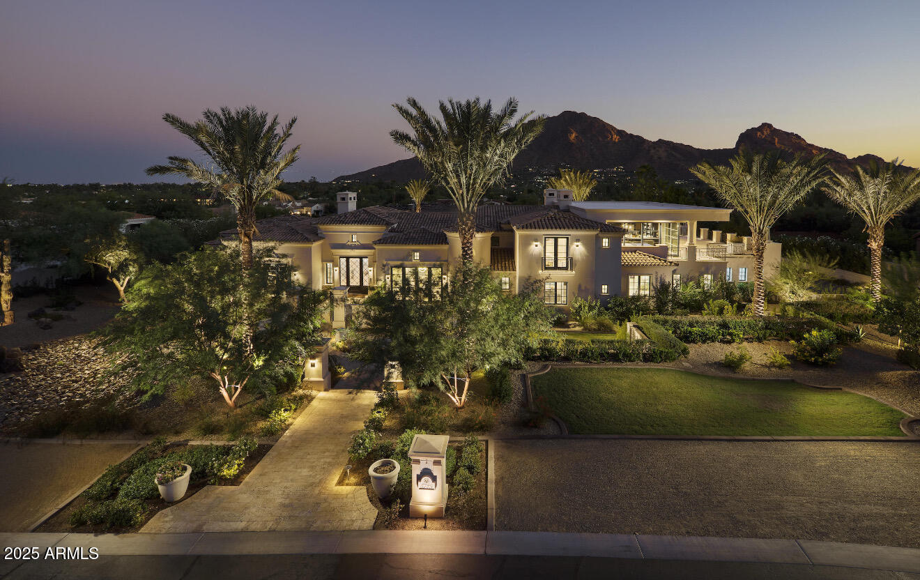 5729 E JOSHUA TREE Lane