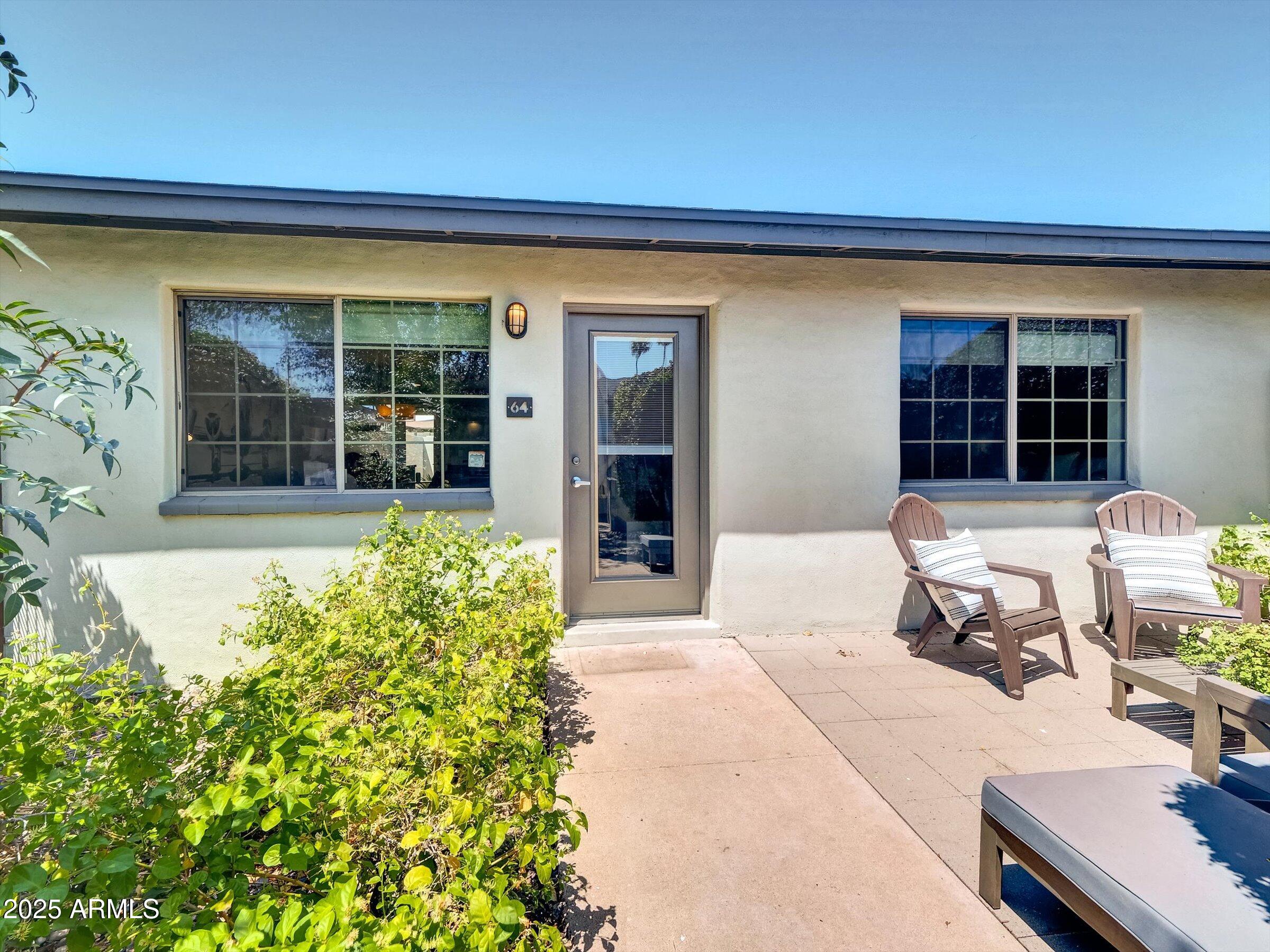 1850 E MARYLAND Avenue, 64