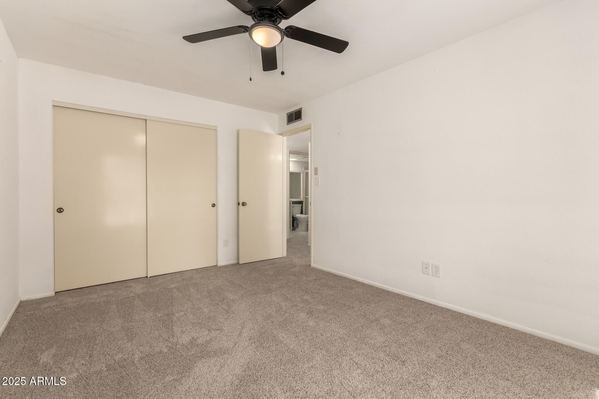 502 E SILVER REEF Road