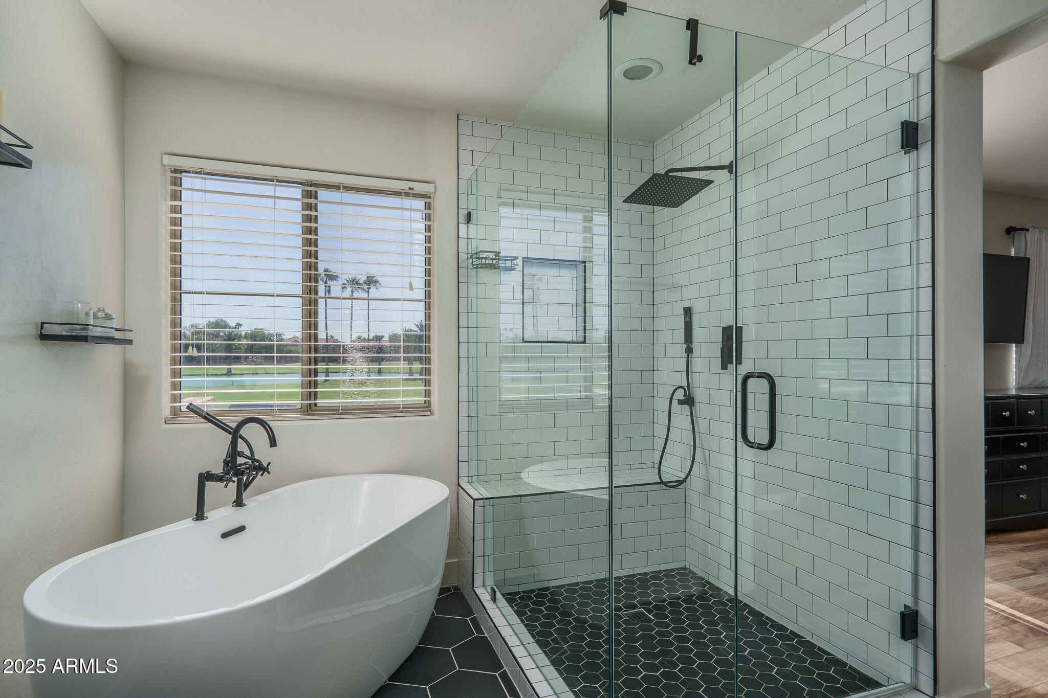 5415 E MCKELLIPS Road, 44