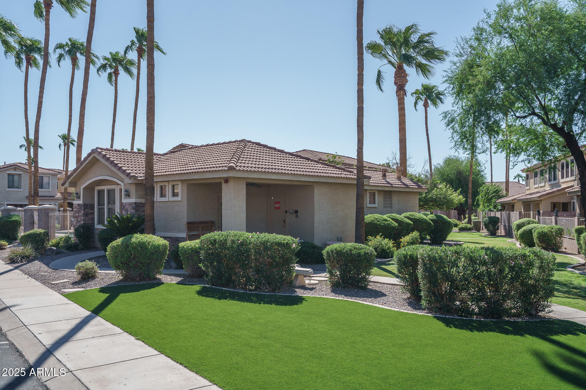 5415 E MCKELLIPS Road, 44