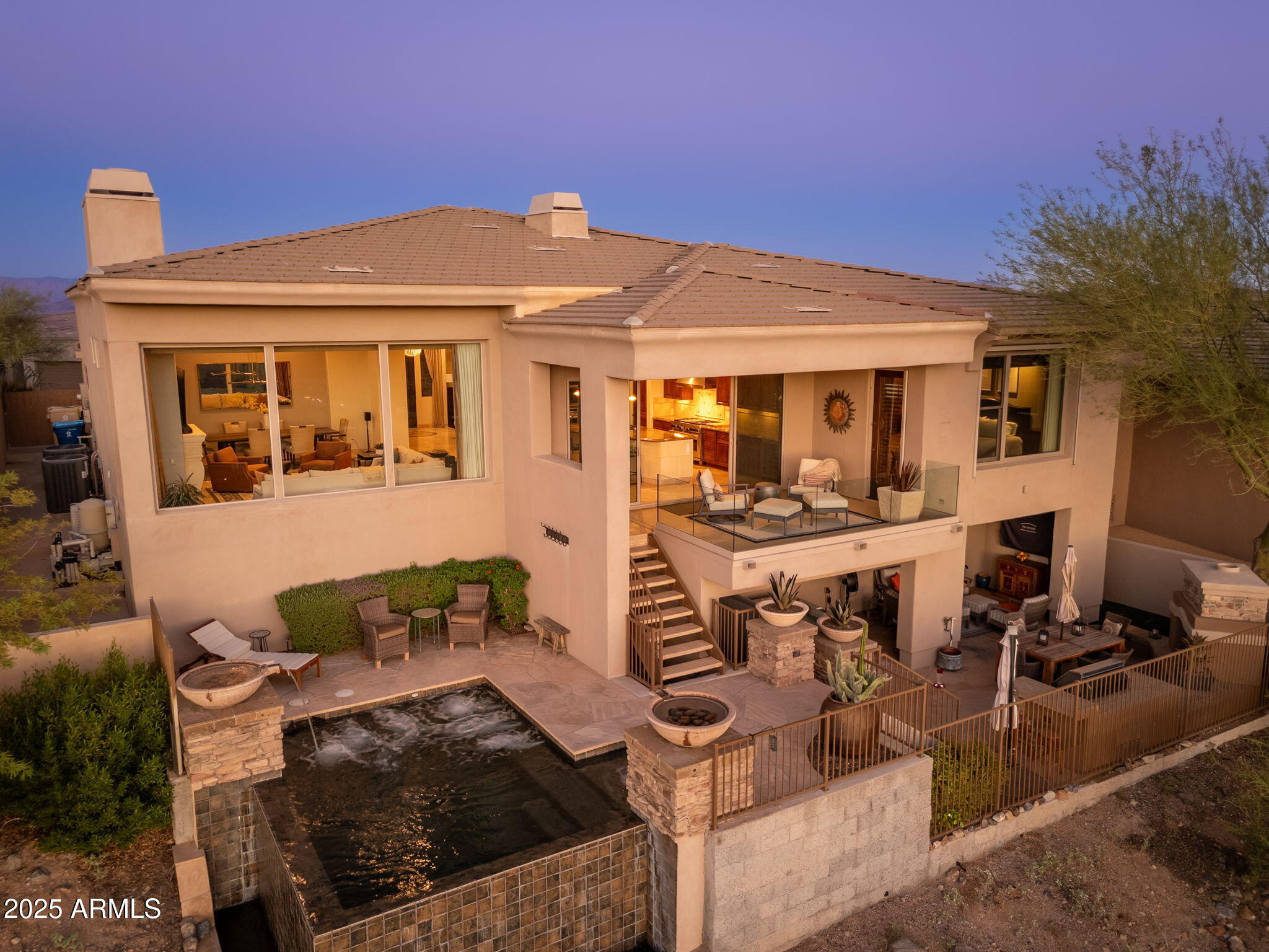 10826 N SKYLINE Drive