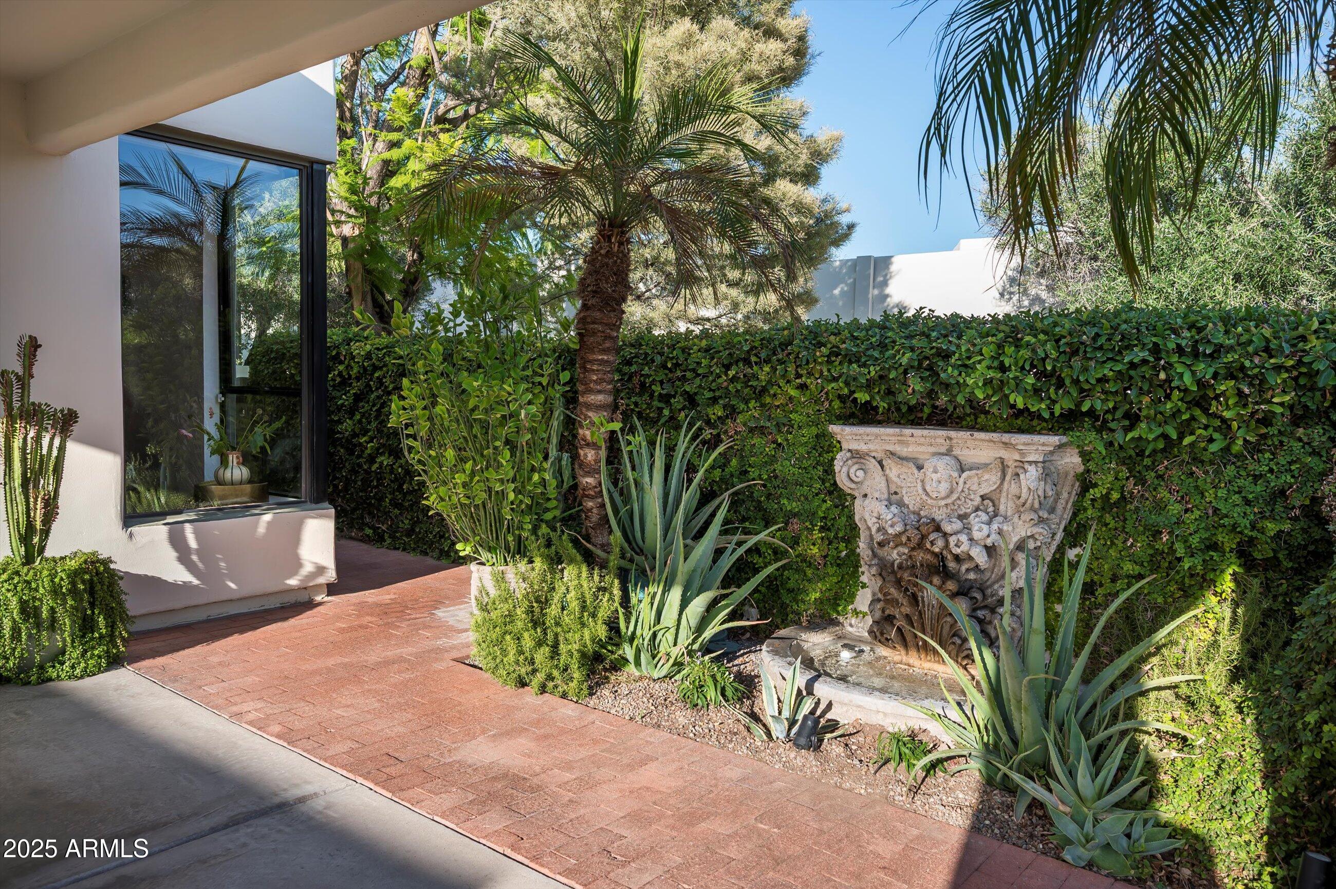 5101 N CASA BLANCA Drive 215