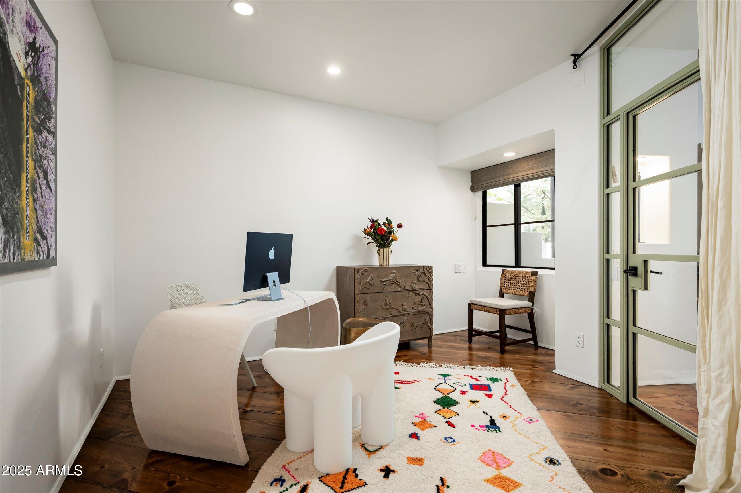 5101 N CASA BLANCA Drive 215