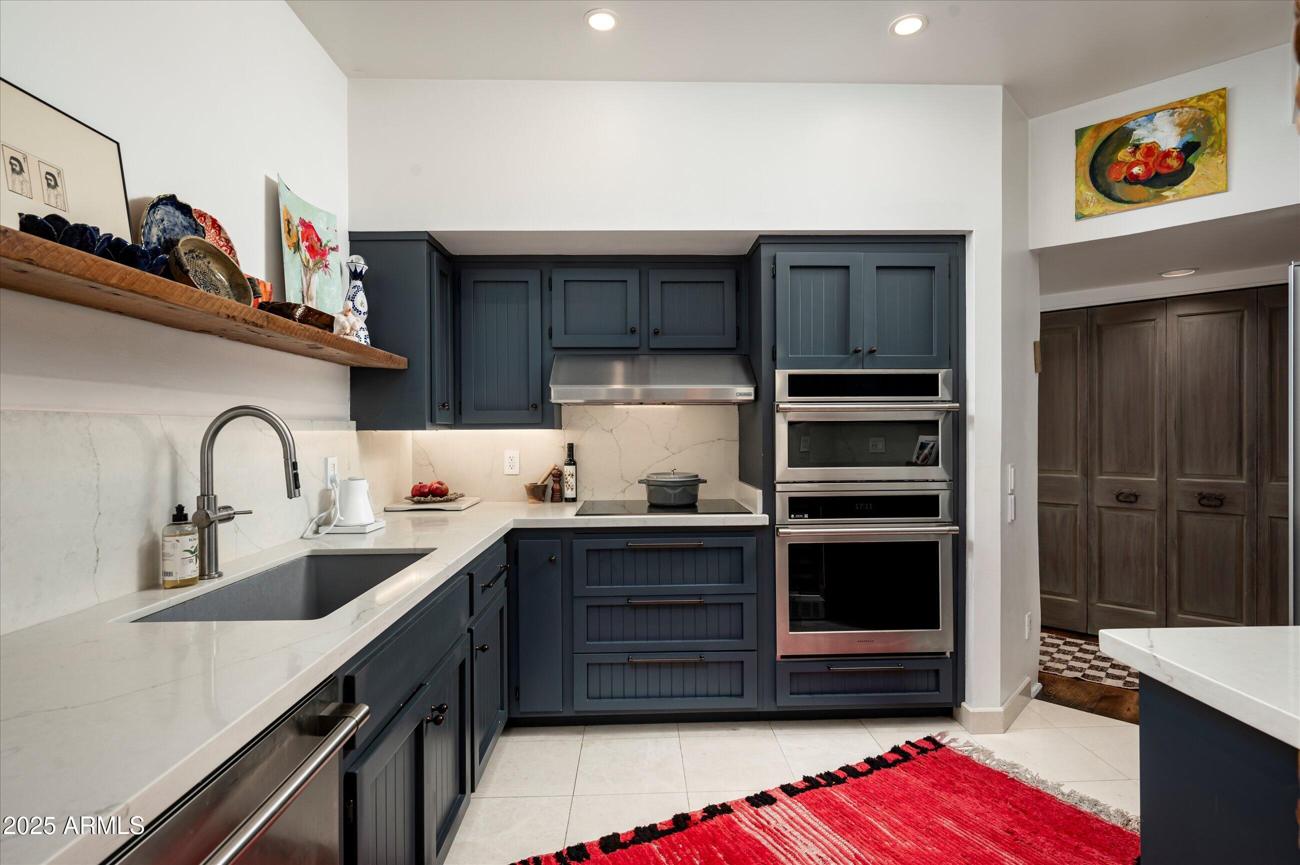 5101 N CASA BLANCA Drive 215