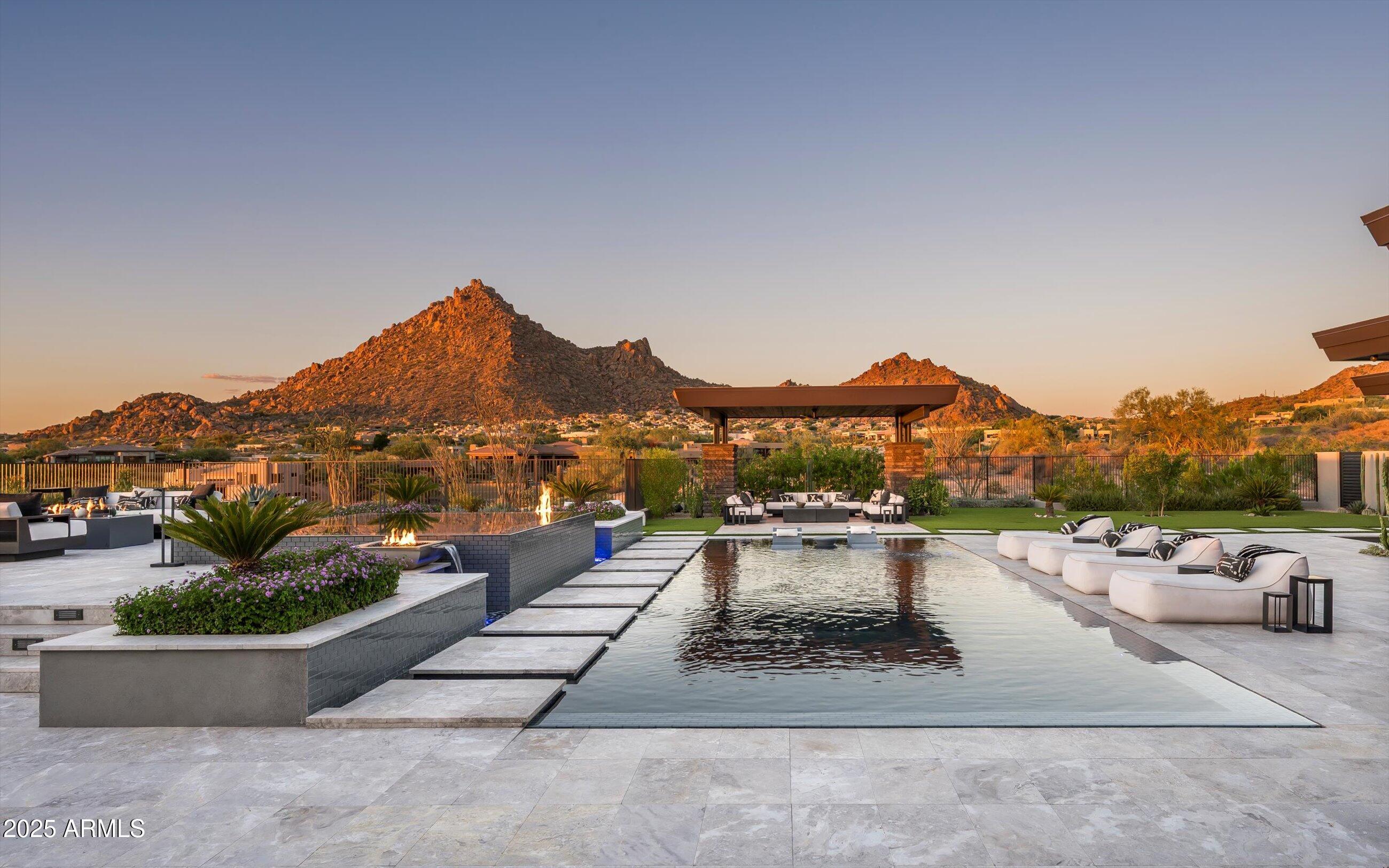 10784 E PINNACLE PEAK Road