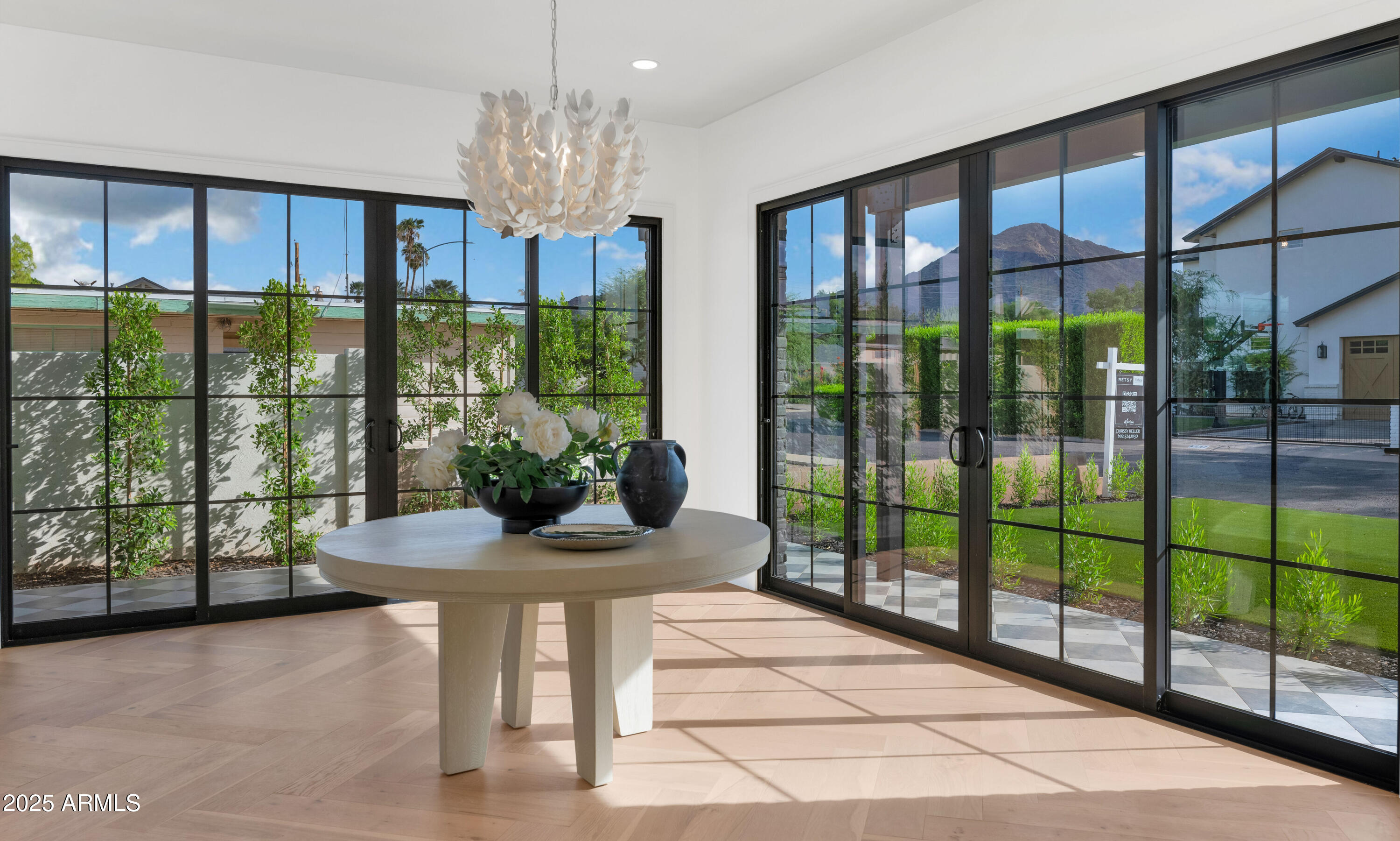 4244 N 45TH Place