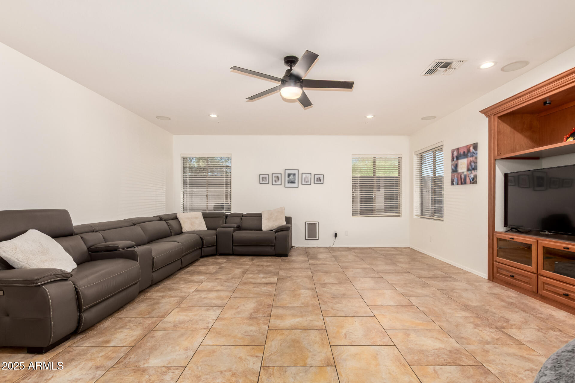 9660 W BENT TREE Drive