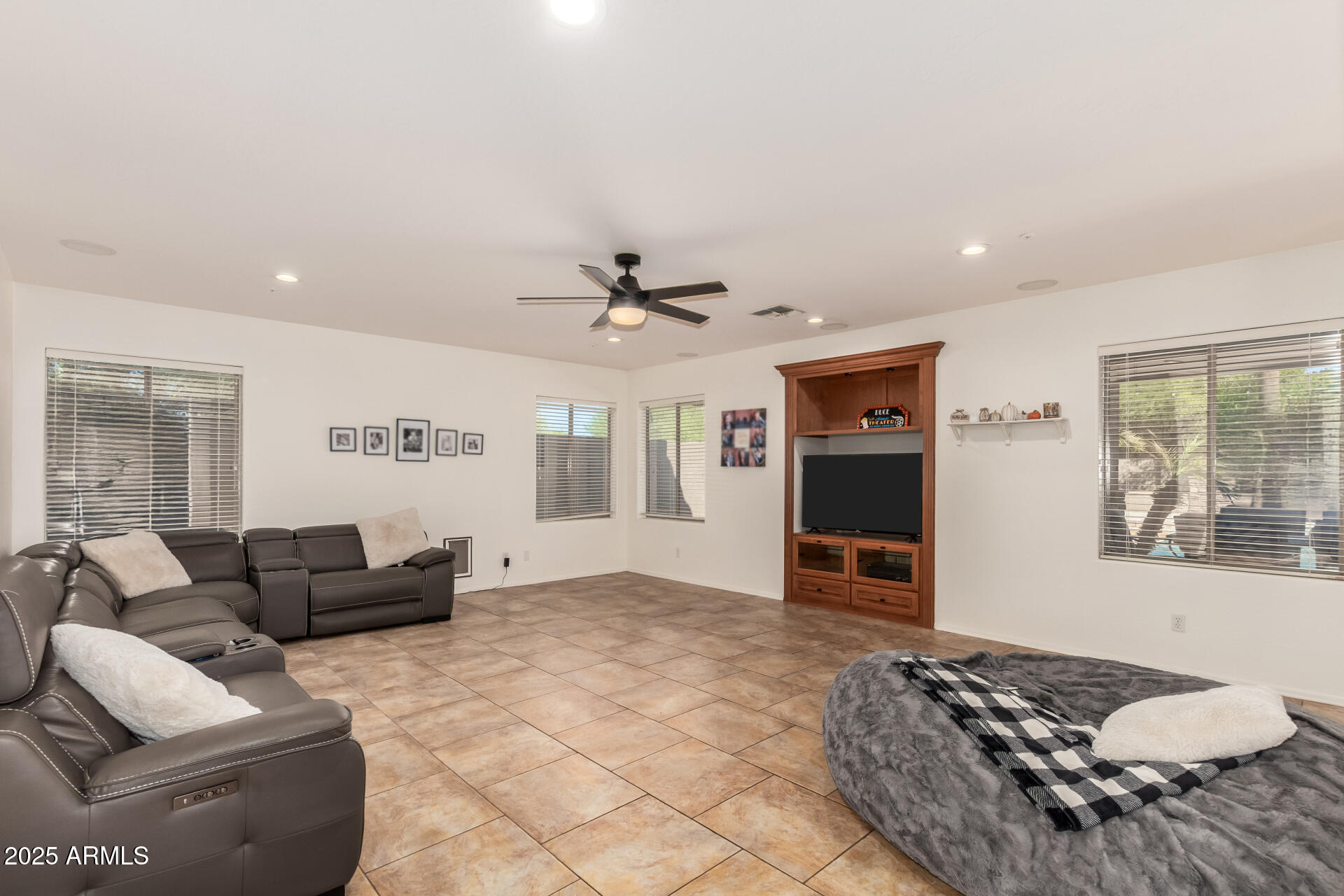 9660 W BENT TREE Drive