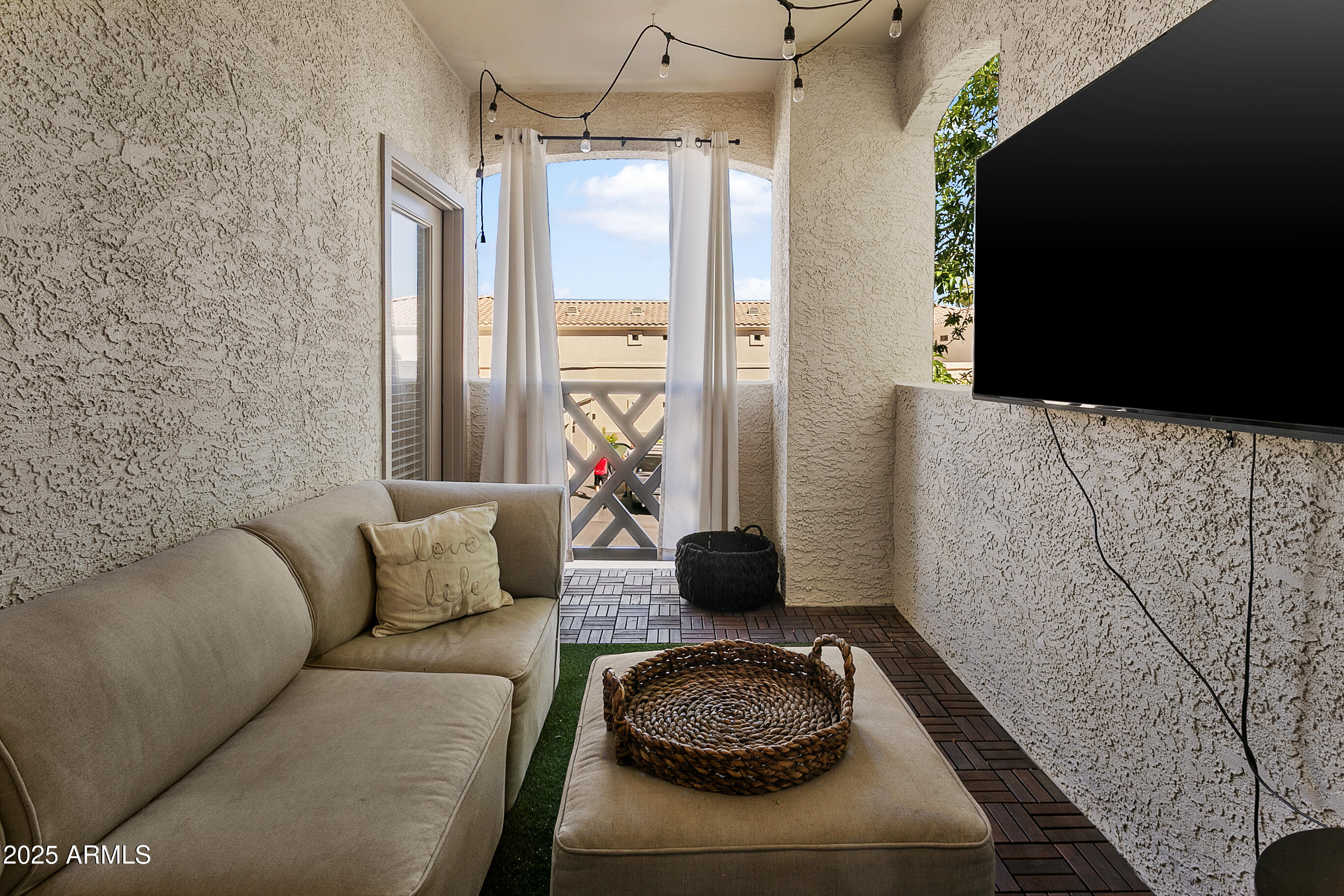 9550 E Thunderbird Road 228