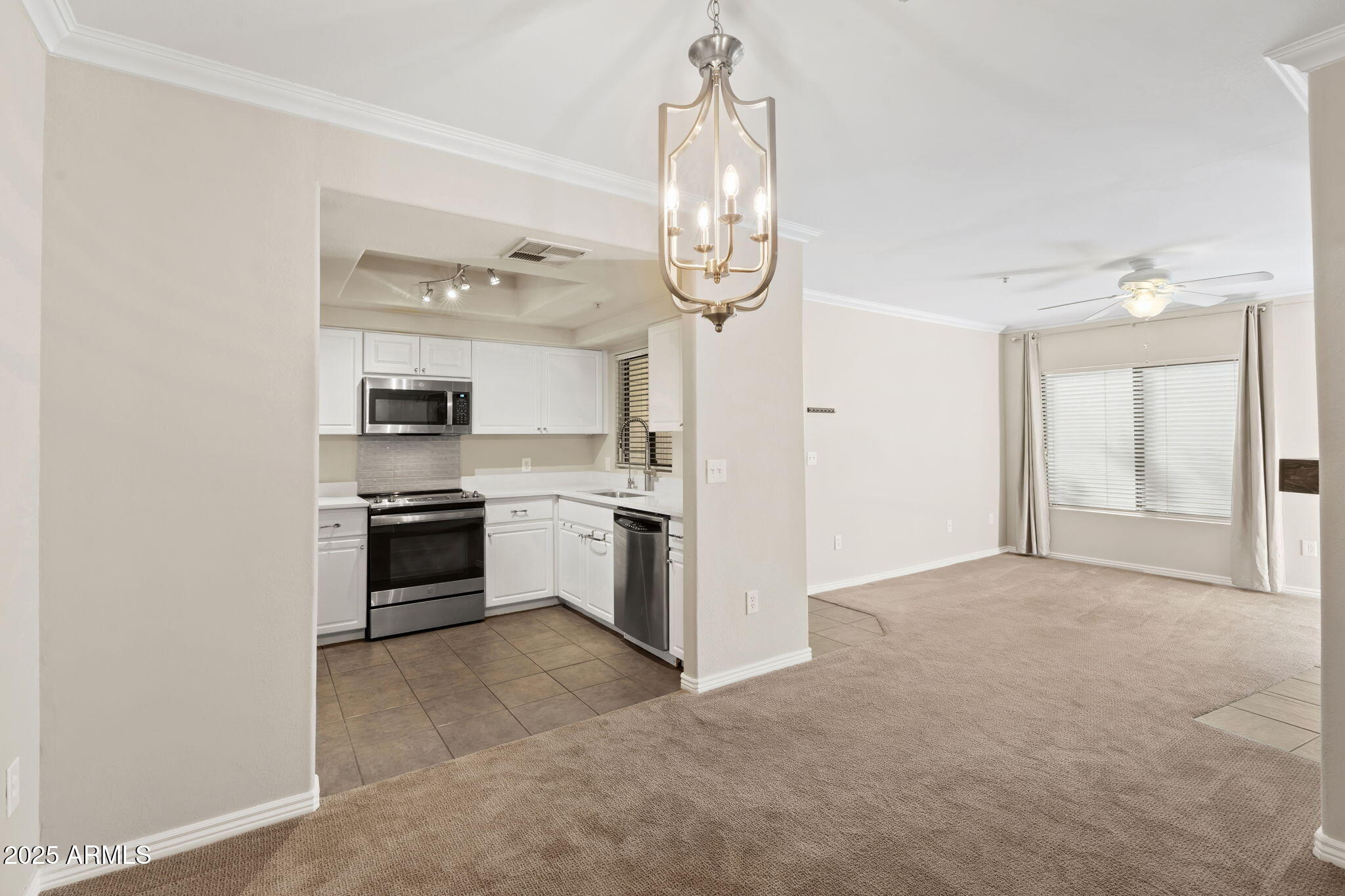 7575 E INDIAN BEND Road, 2057