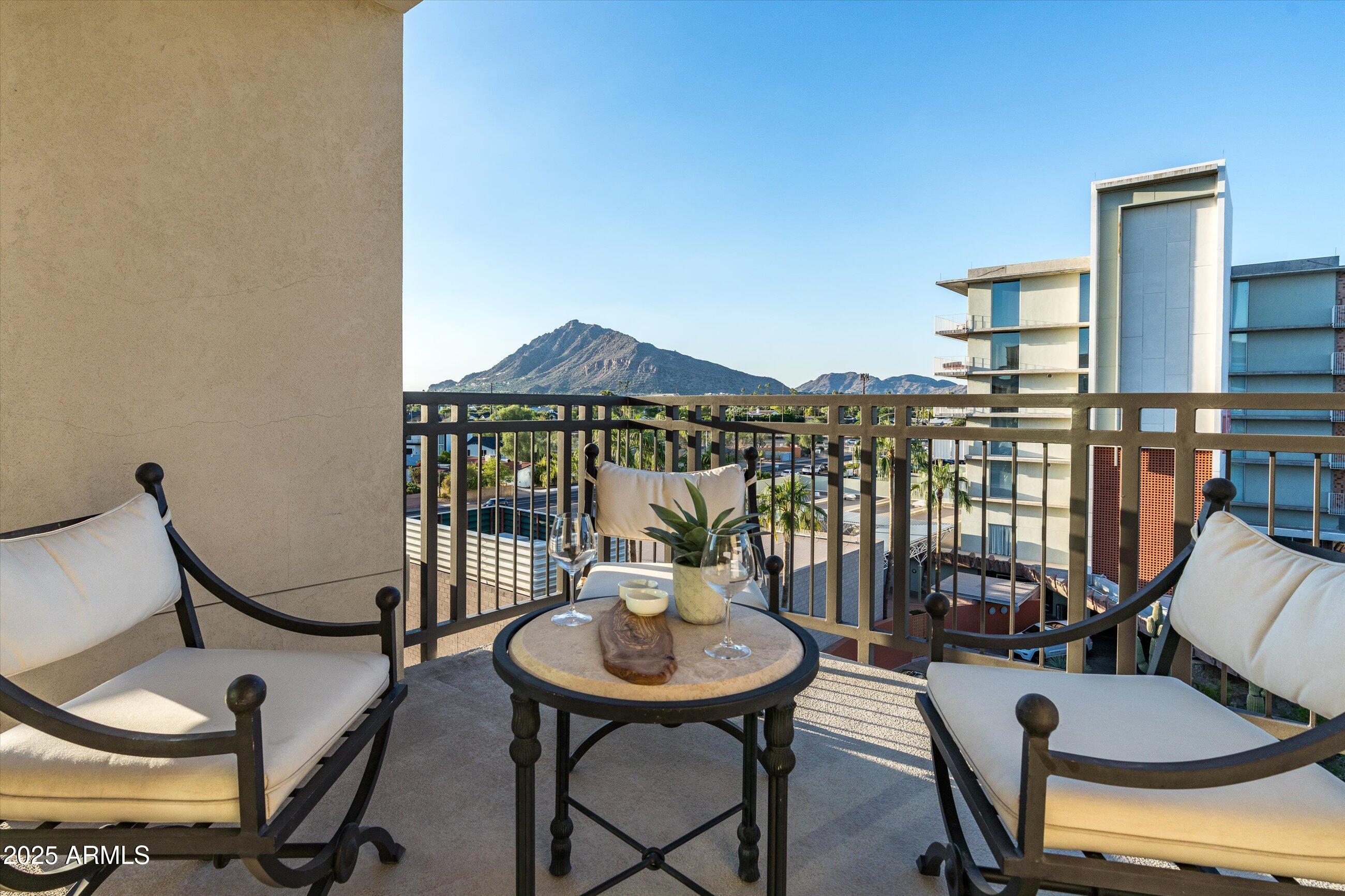 6803 E MAIN Street, 5511