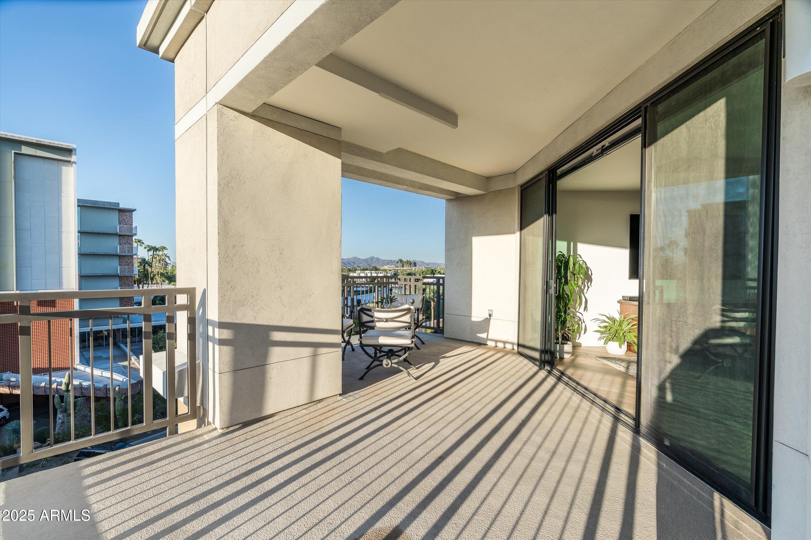 6803 E MAIN Street, 5511