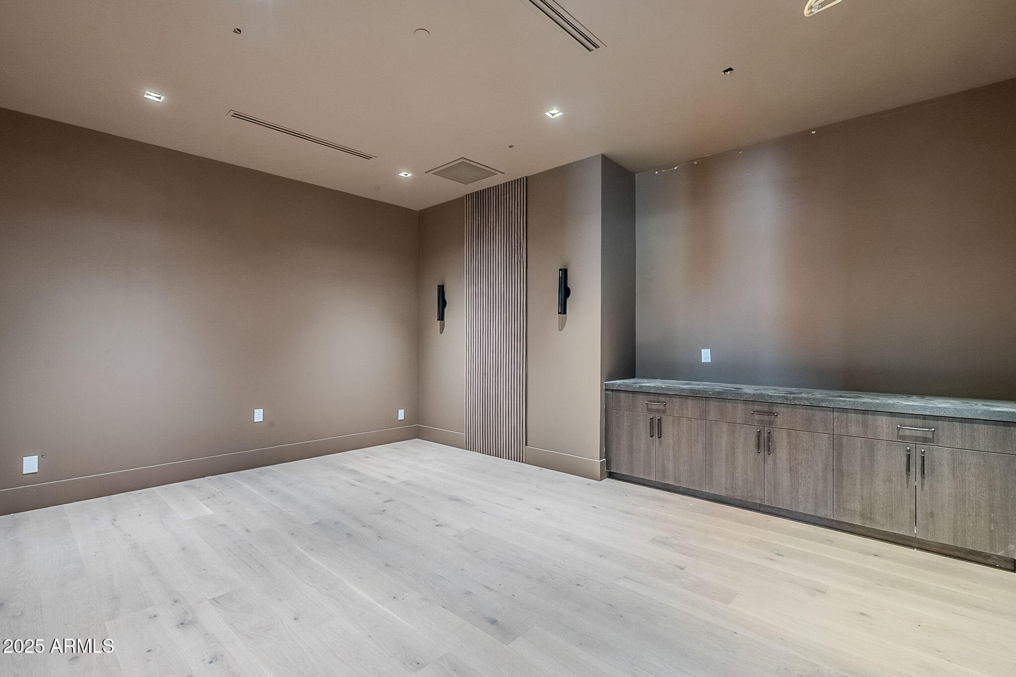12232 N 65TH Place