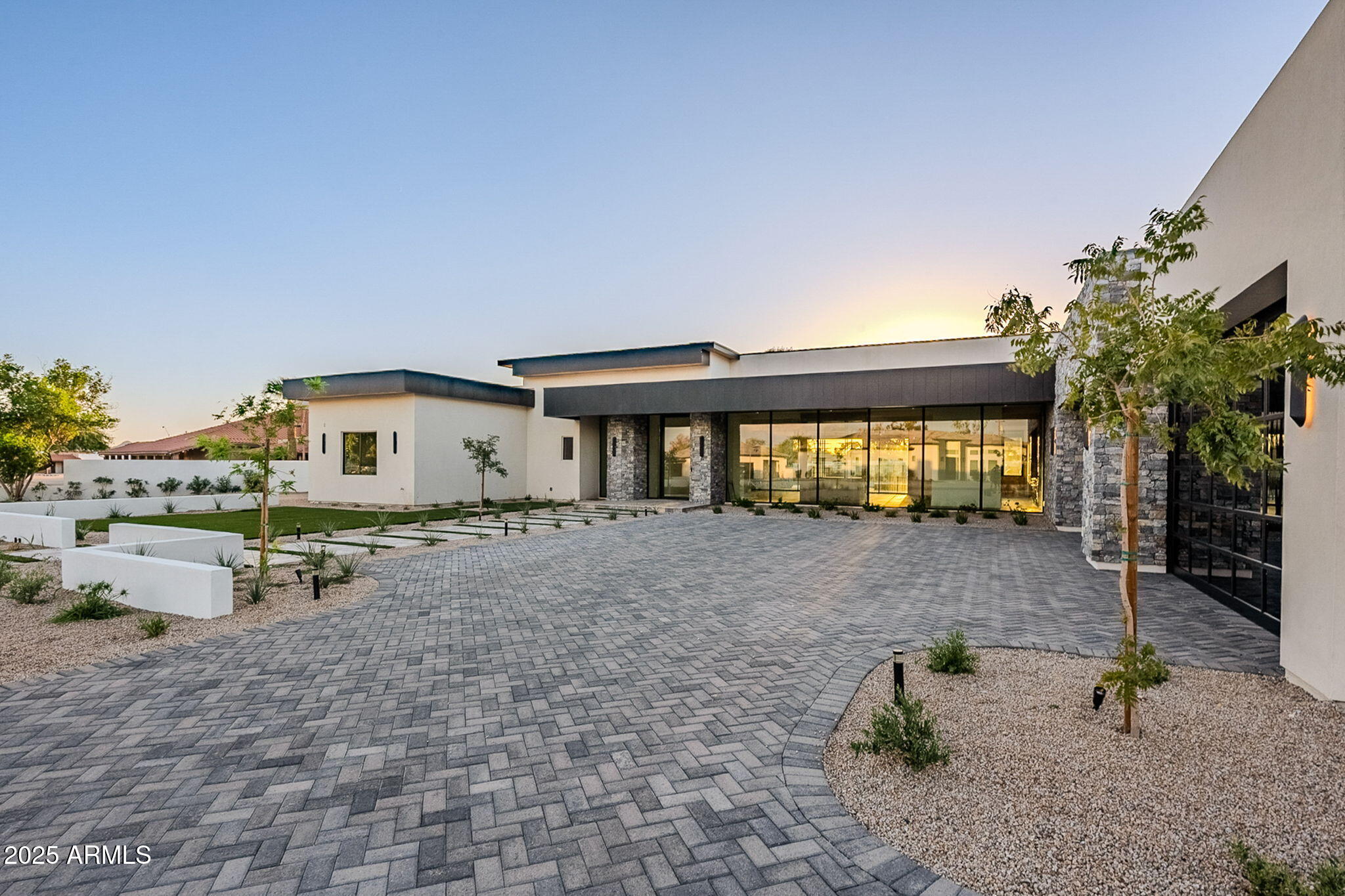12232 N 65TH Place