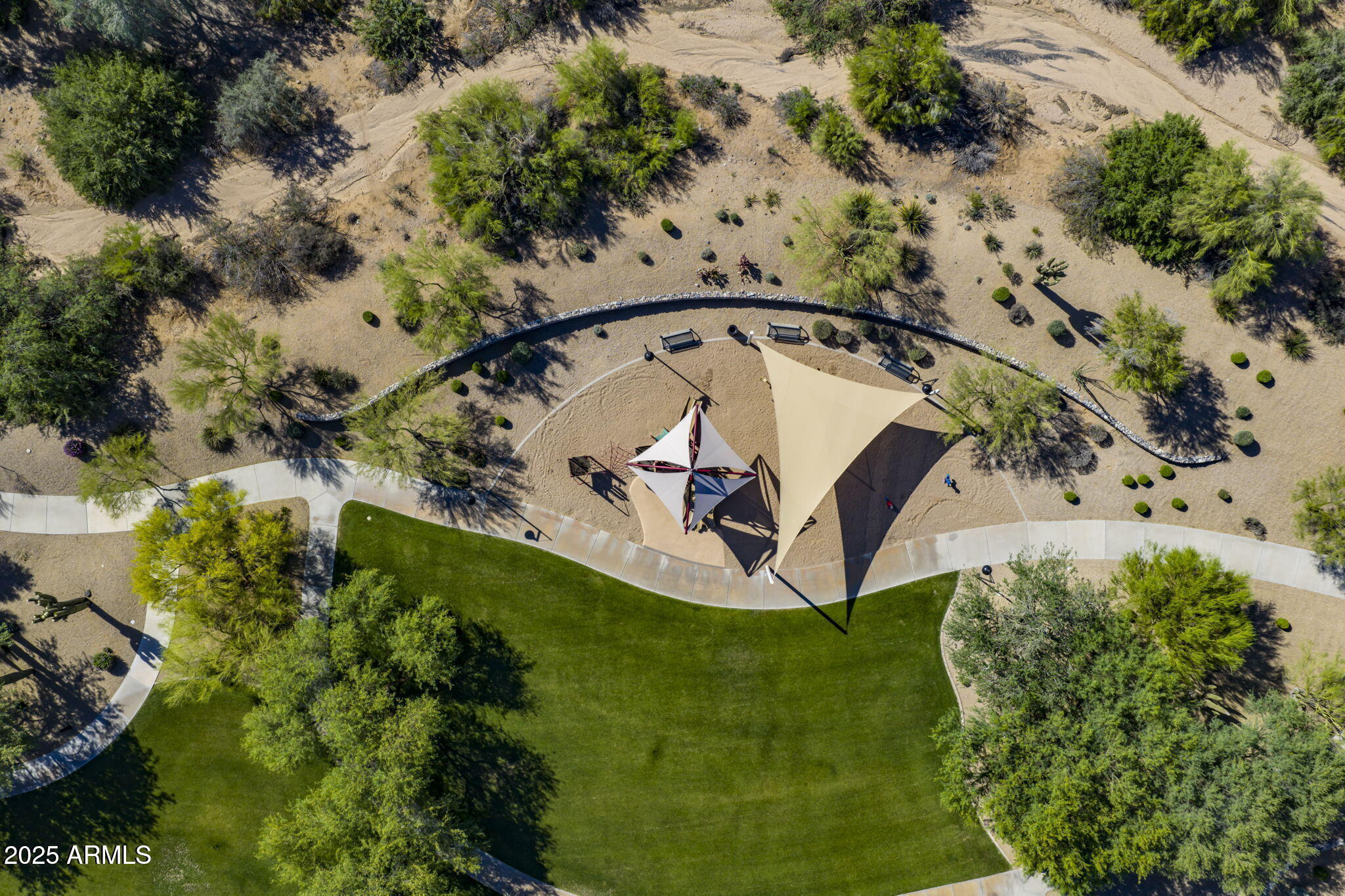 5415 E HALLIHAN Drive