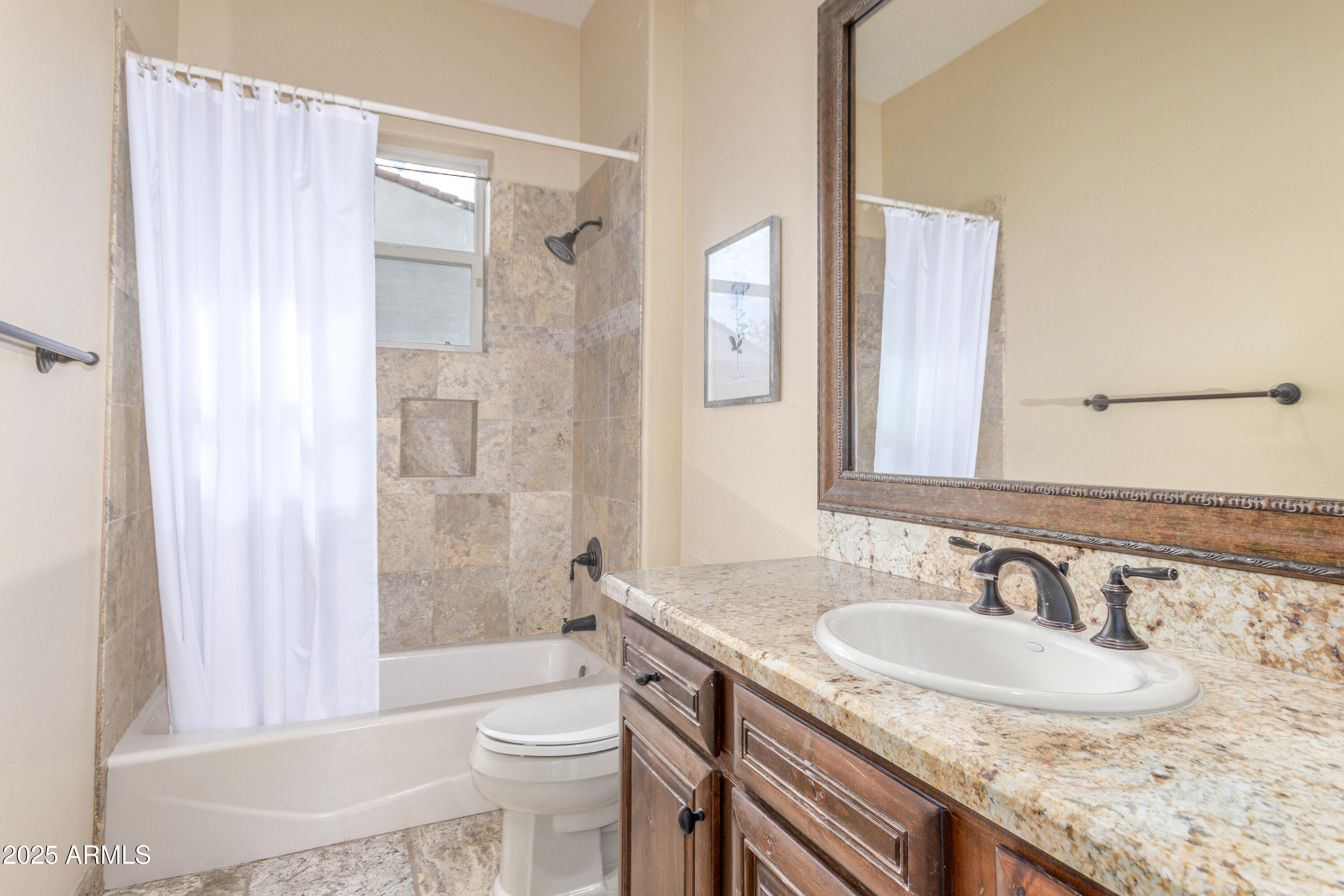 5415 E HALLIHAN Drive