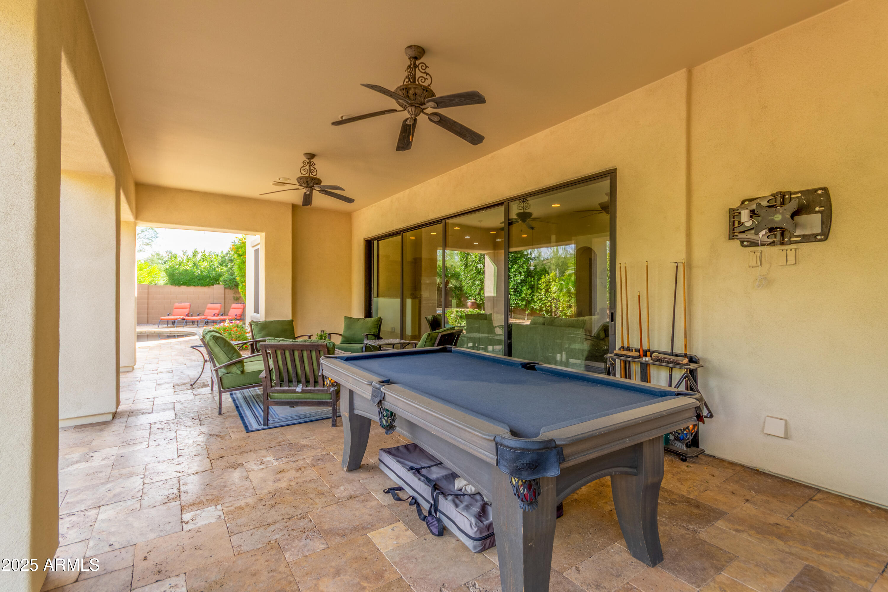 5415 E HALLIHAN Drive