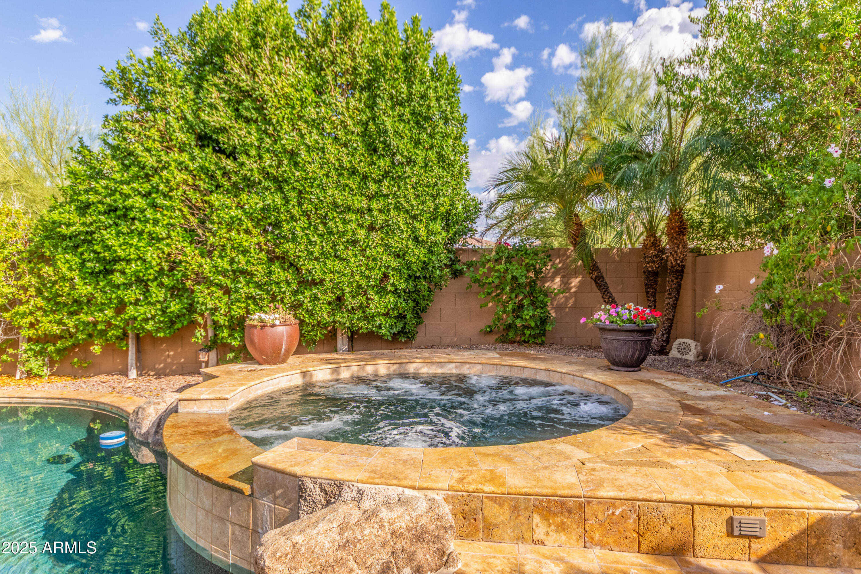 5415 E HALLIHAN Drive