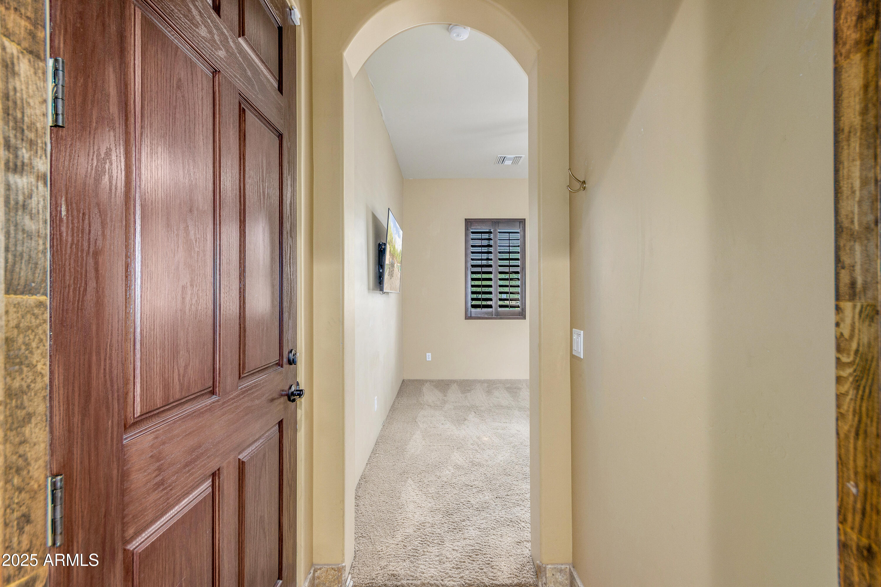 5415 E HALLIHAN Drive