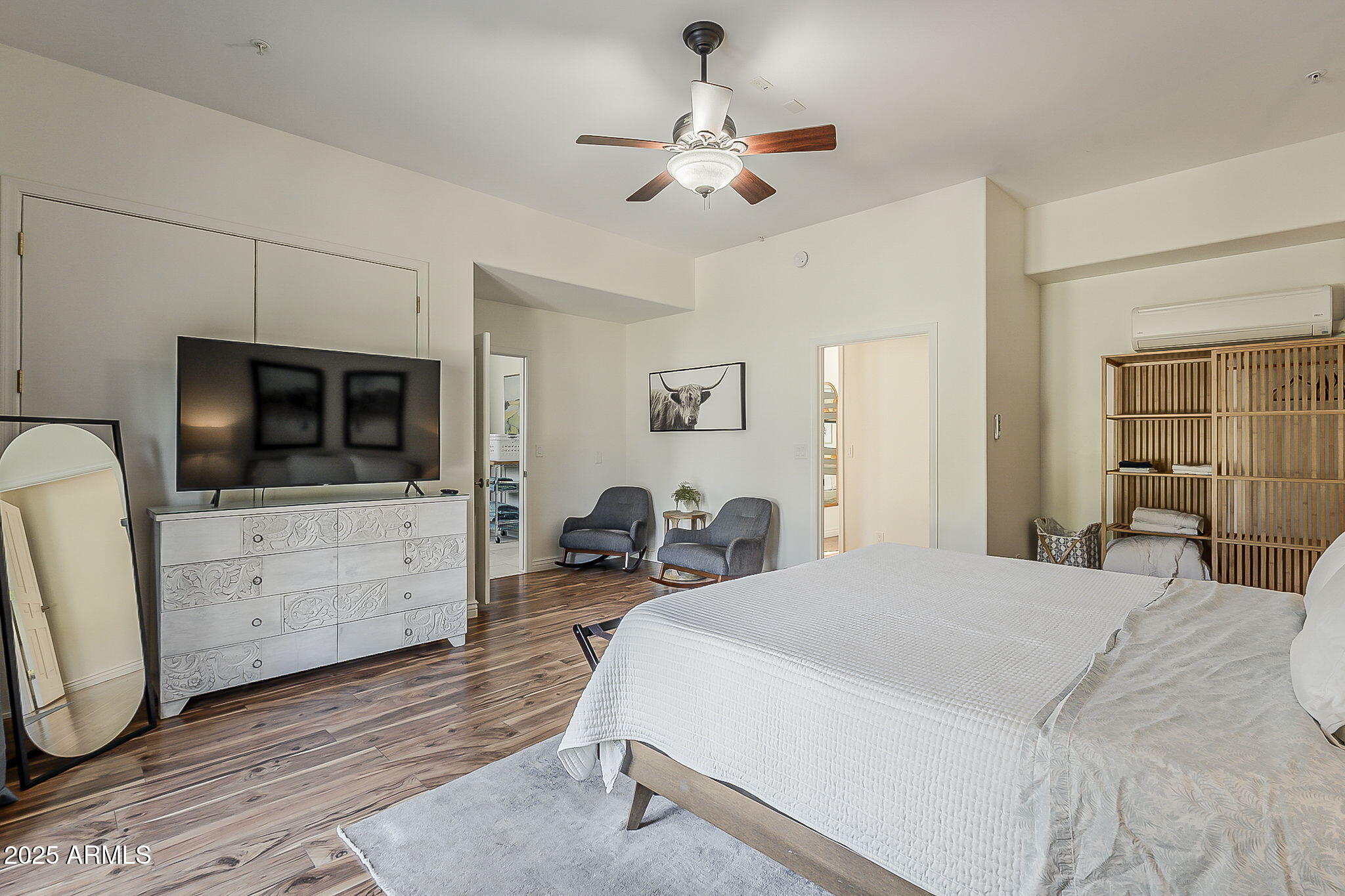 225 W ORCHID Lane, Phoenix