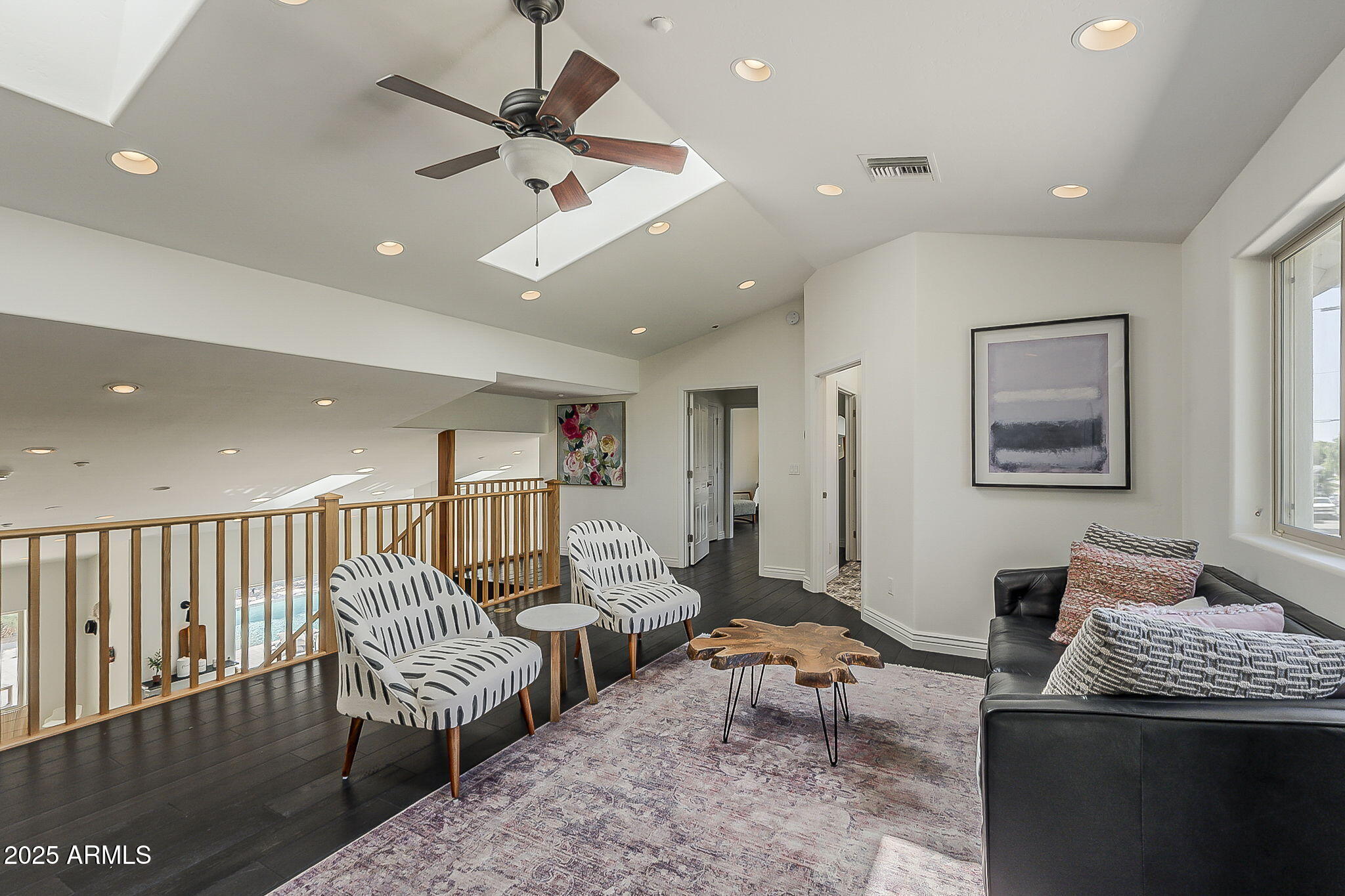 225 W ORCHID Lane, Phoenix