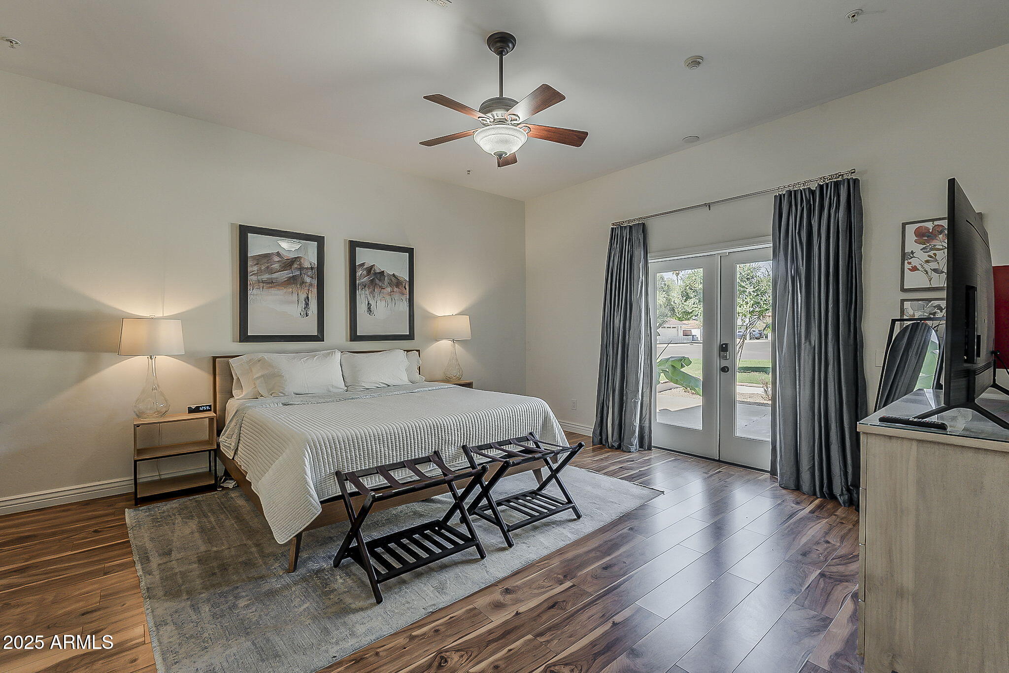 225 W ORCHID Lane, Phoenix