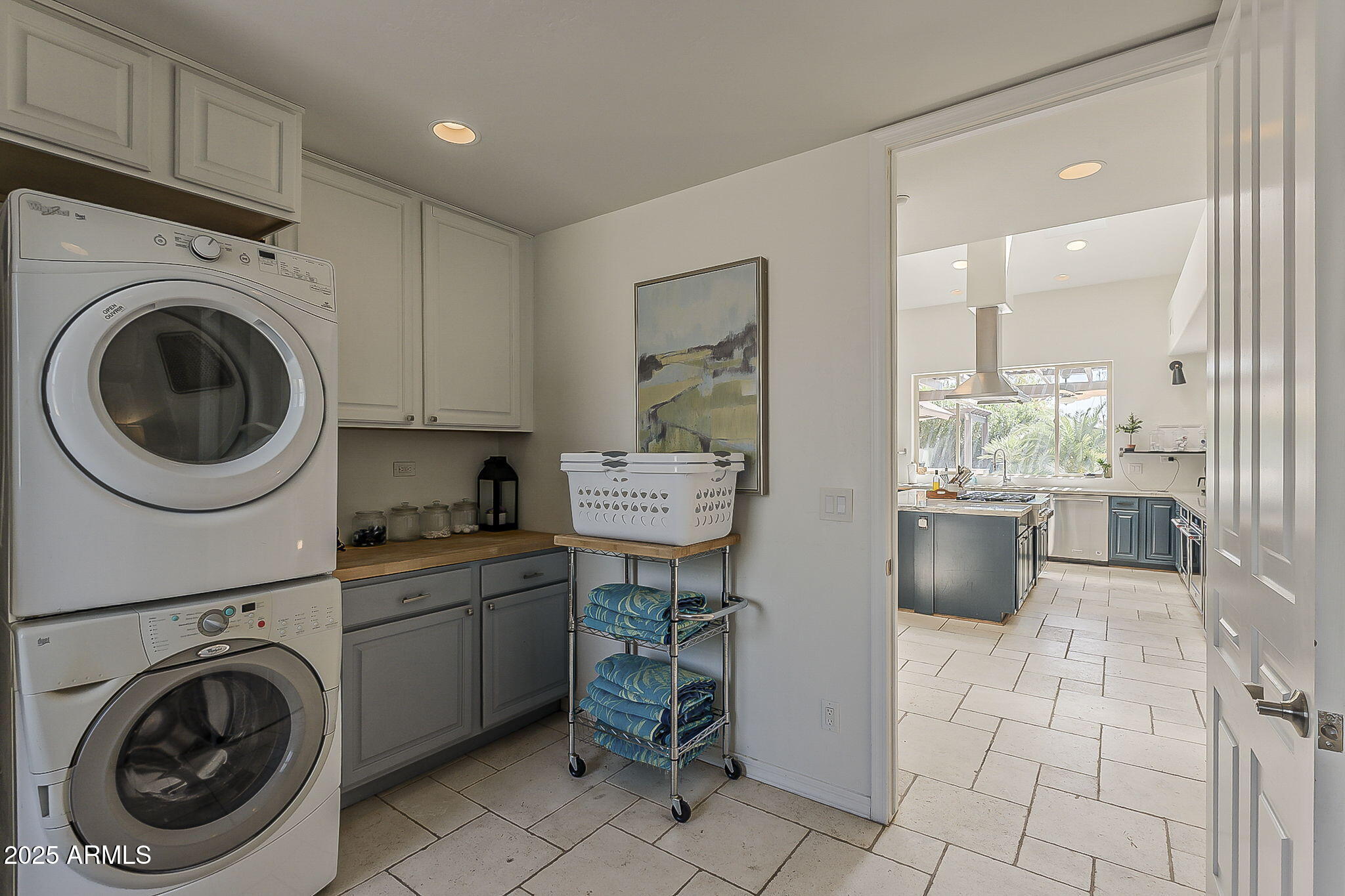 225 W ORCHID Lane, Phoenix