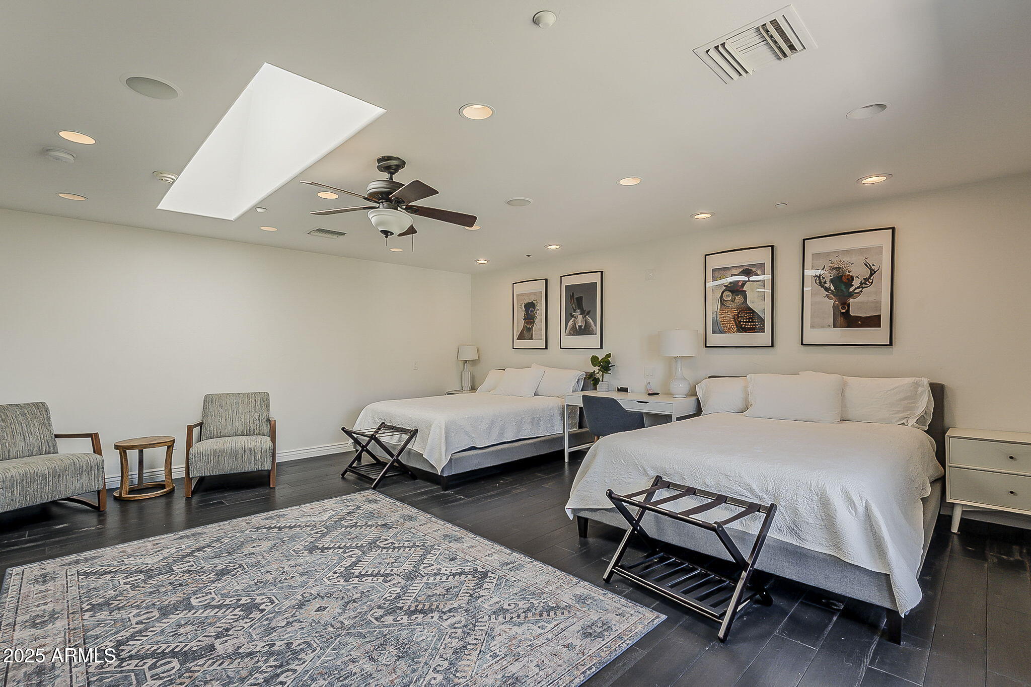 225 W ORCHID Lane, Phoenix