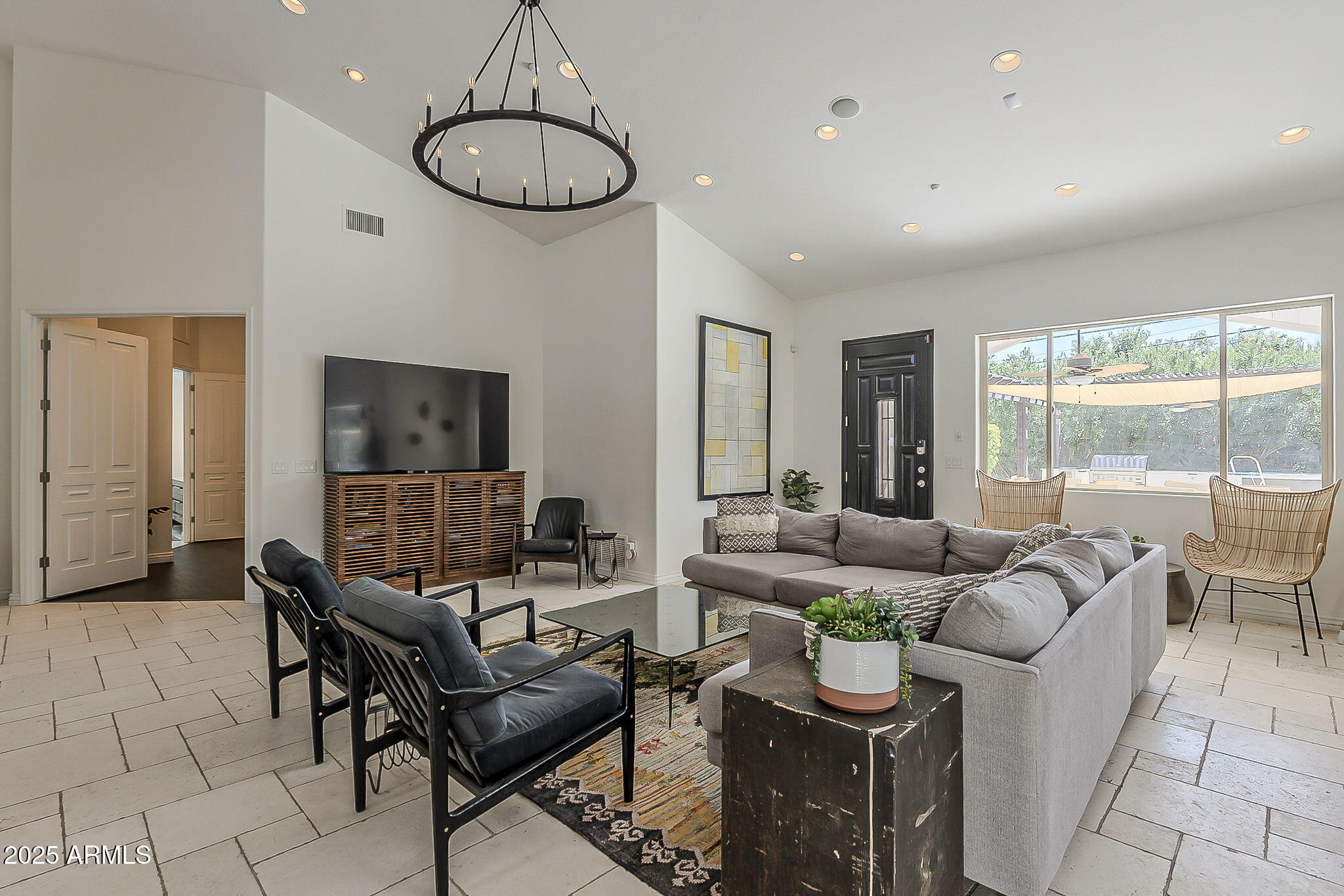 225 W ORCHID Lane, Phoenix