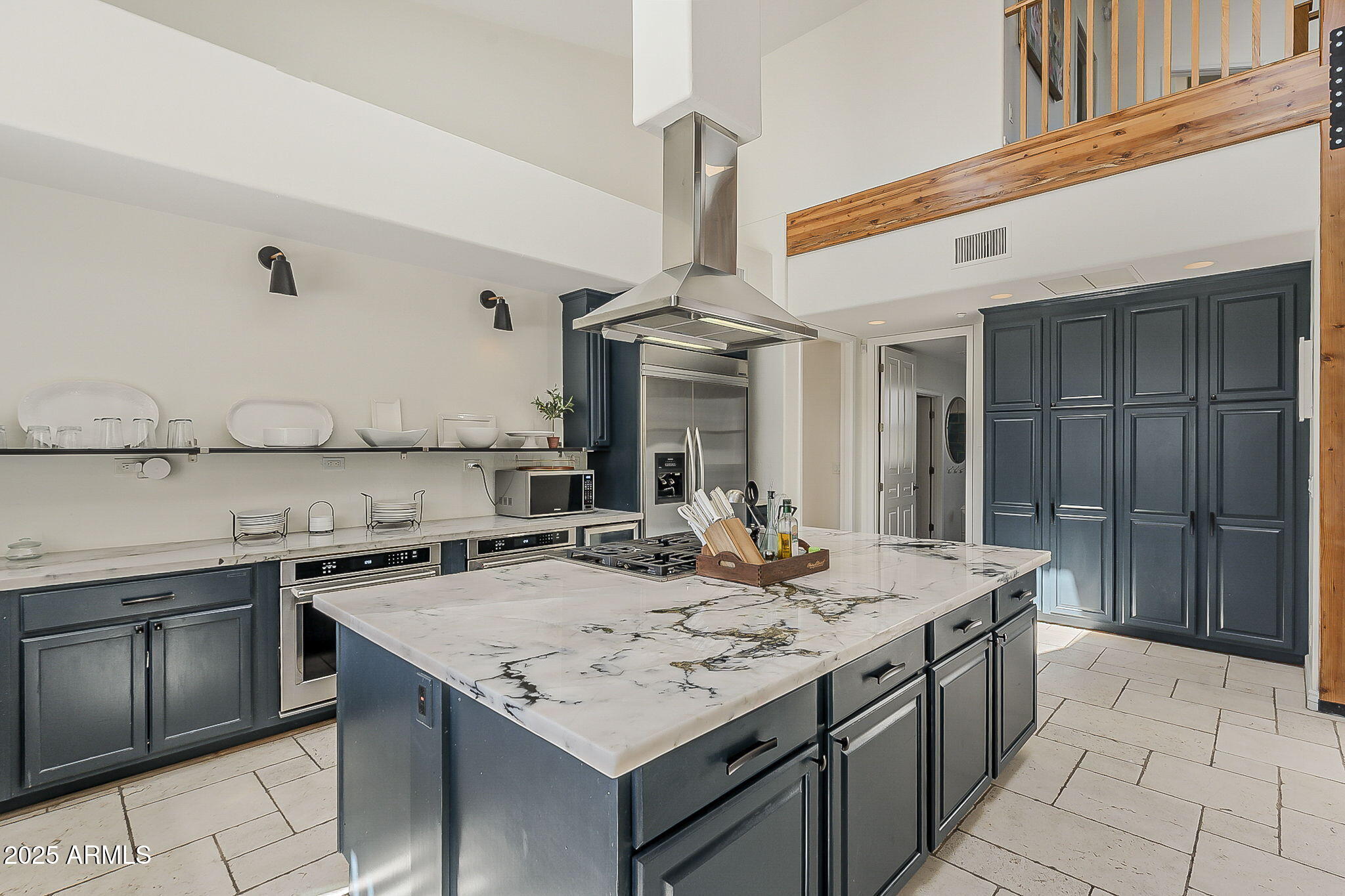 225 W ORCHID Lane, Phoenix