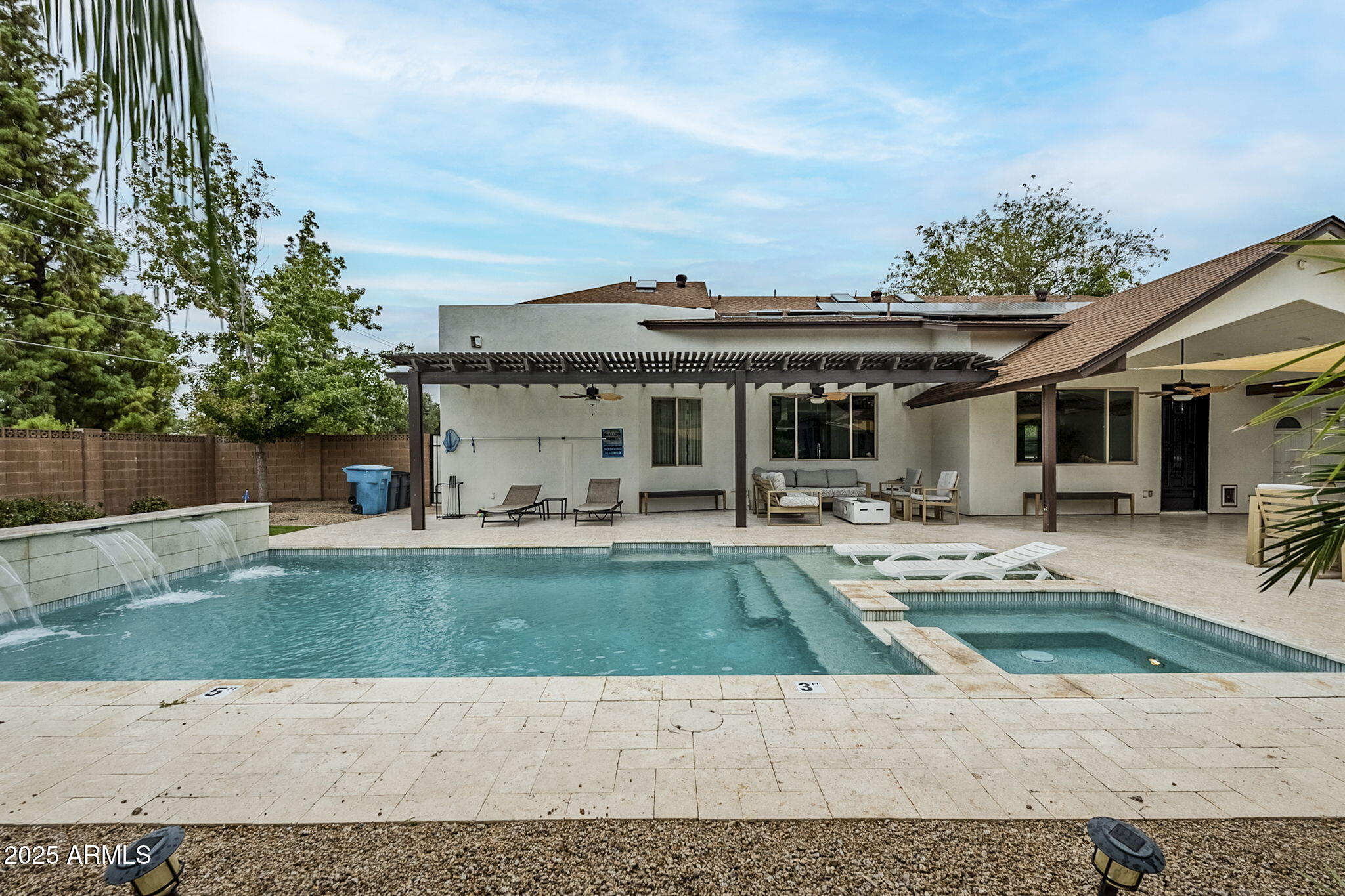 225 W ORCHID Lane, Phoenix