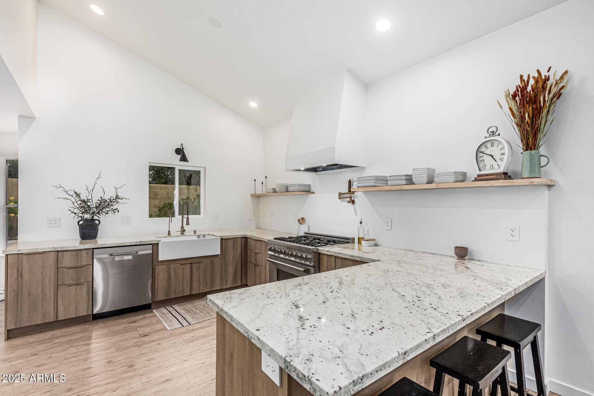4416 E WHITNEY Lane, Phoenix