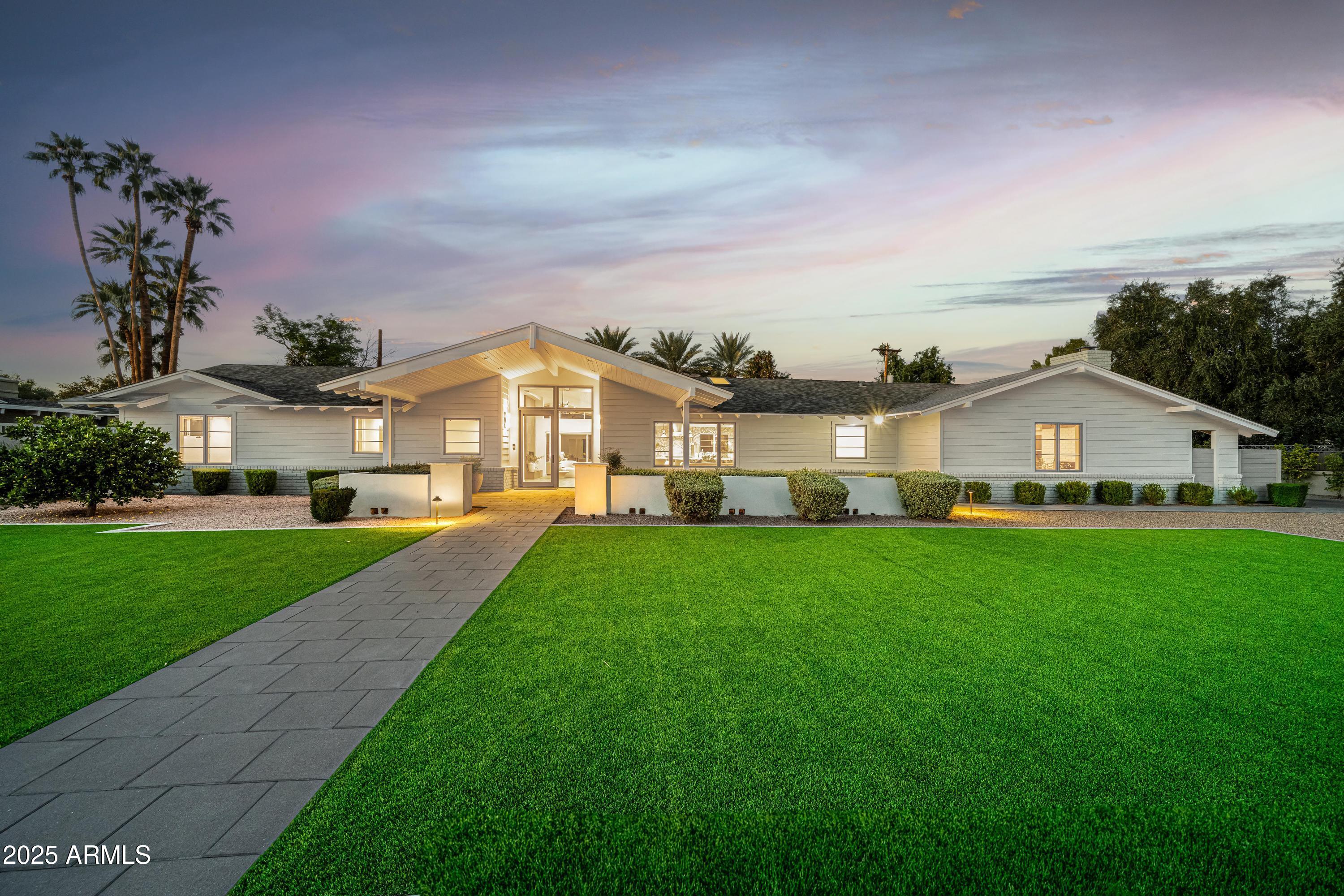 5816 E Calle Del Media