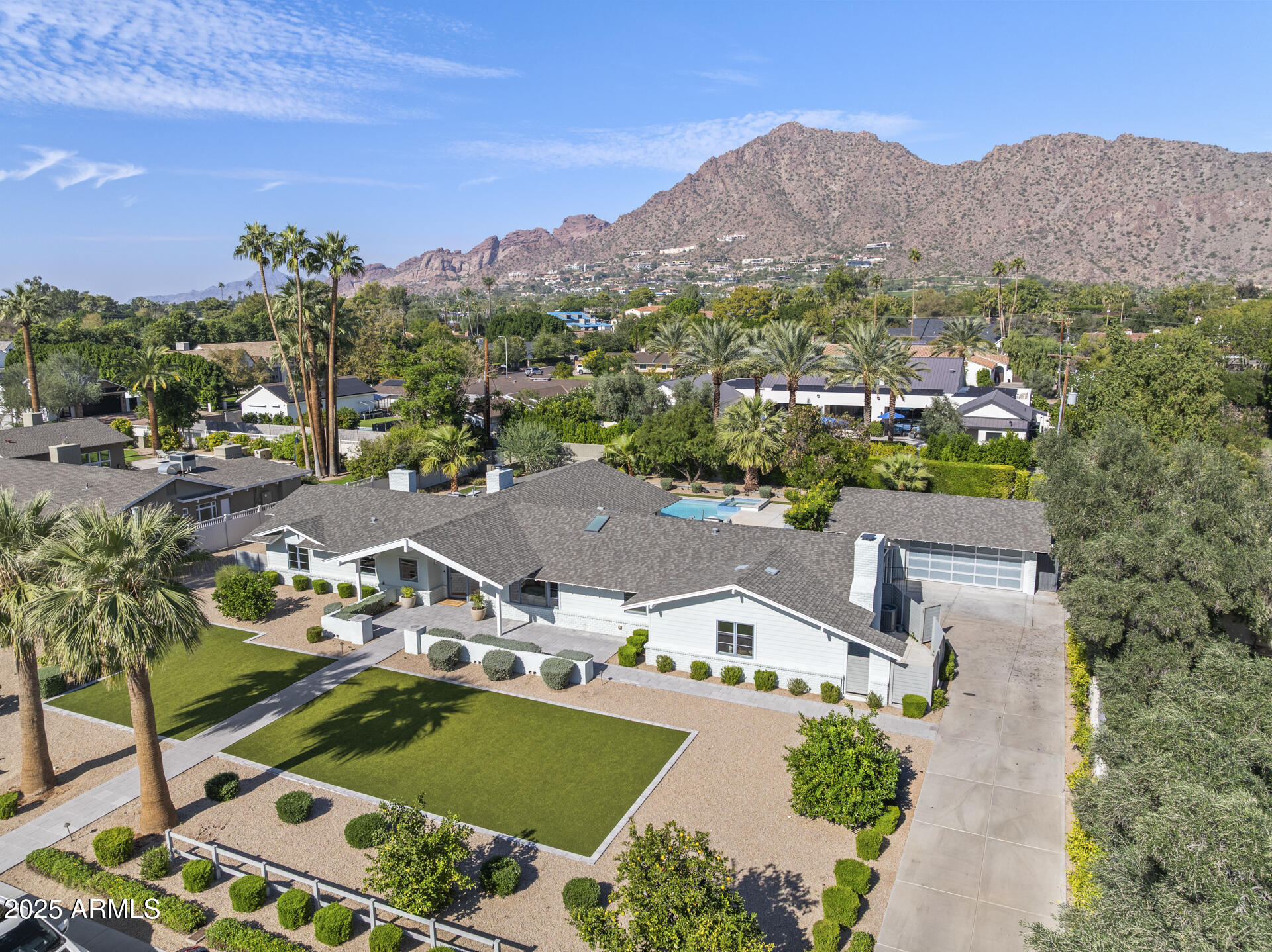 5816 E Calle Del Media