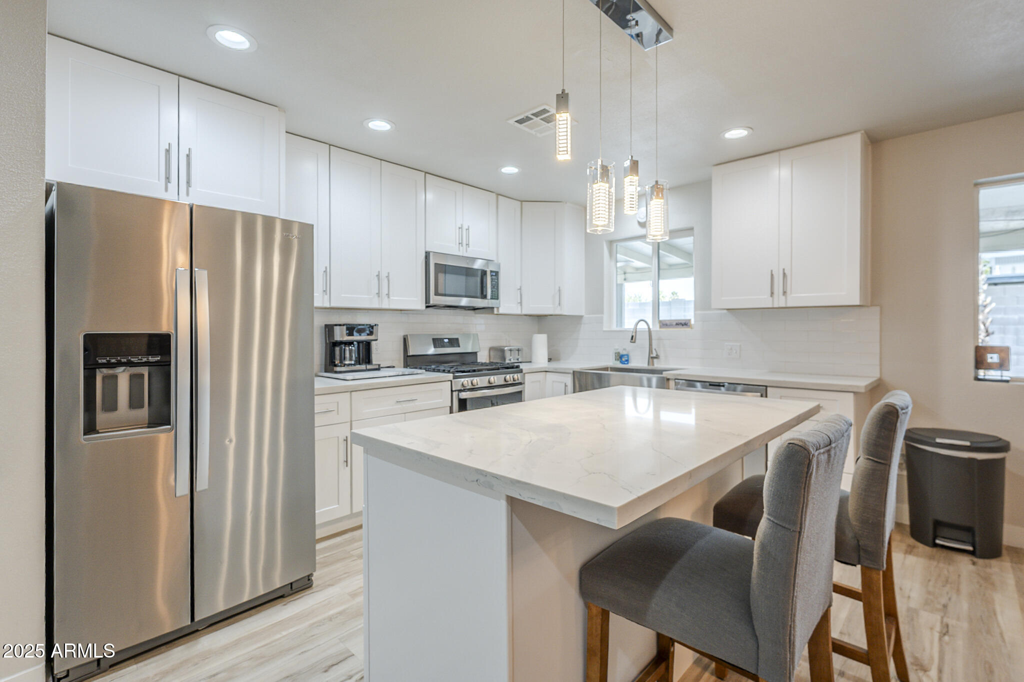 4240 E BLUEFIELD Avenue, Phoenix