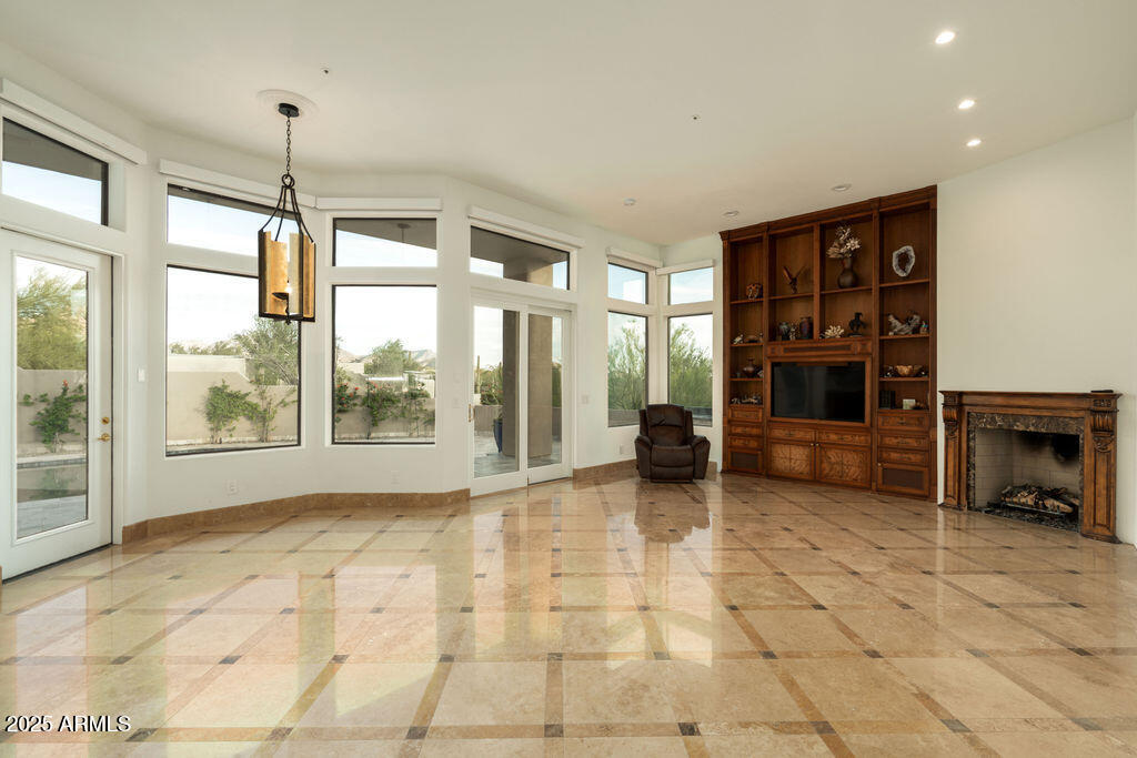 10040 E Happy Valley Road, 465, Scottsdale Unit: 465