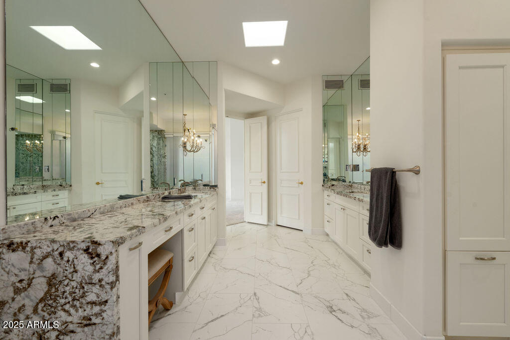 10040 E Happy Valley Road, 465, Scottsdale Unit: 465