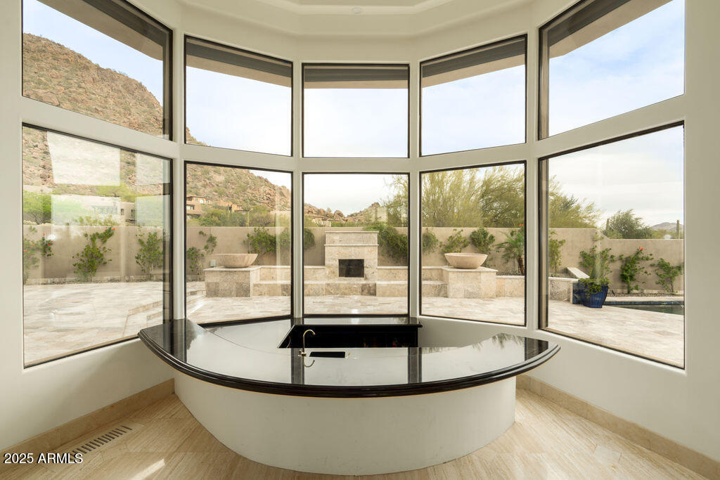 10040 E Happy Valley Road, 465, Scottsdale Unit: 465