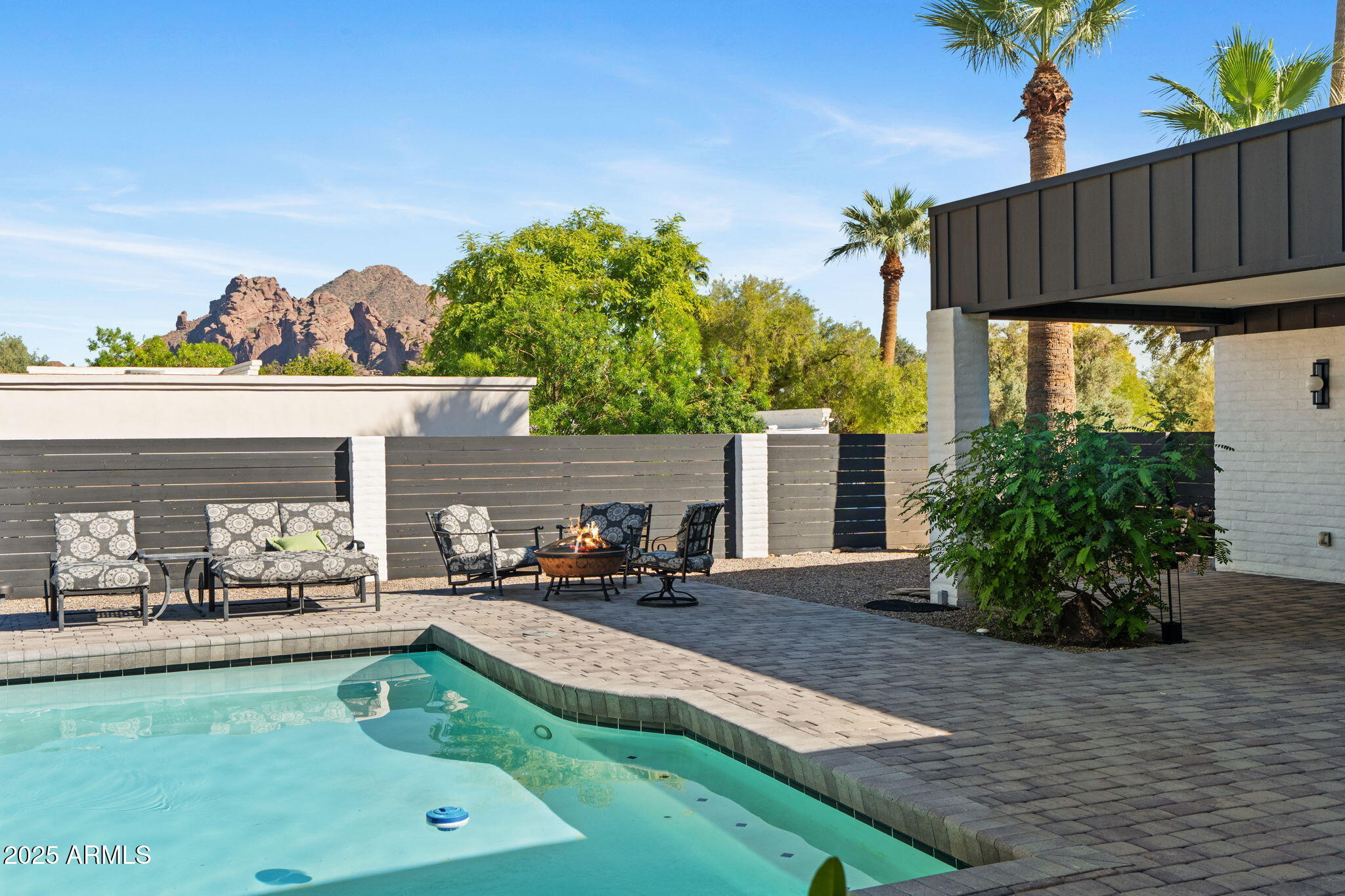 3842 E SAN MIGUEL Avenue, Paradise Valley