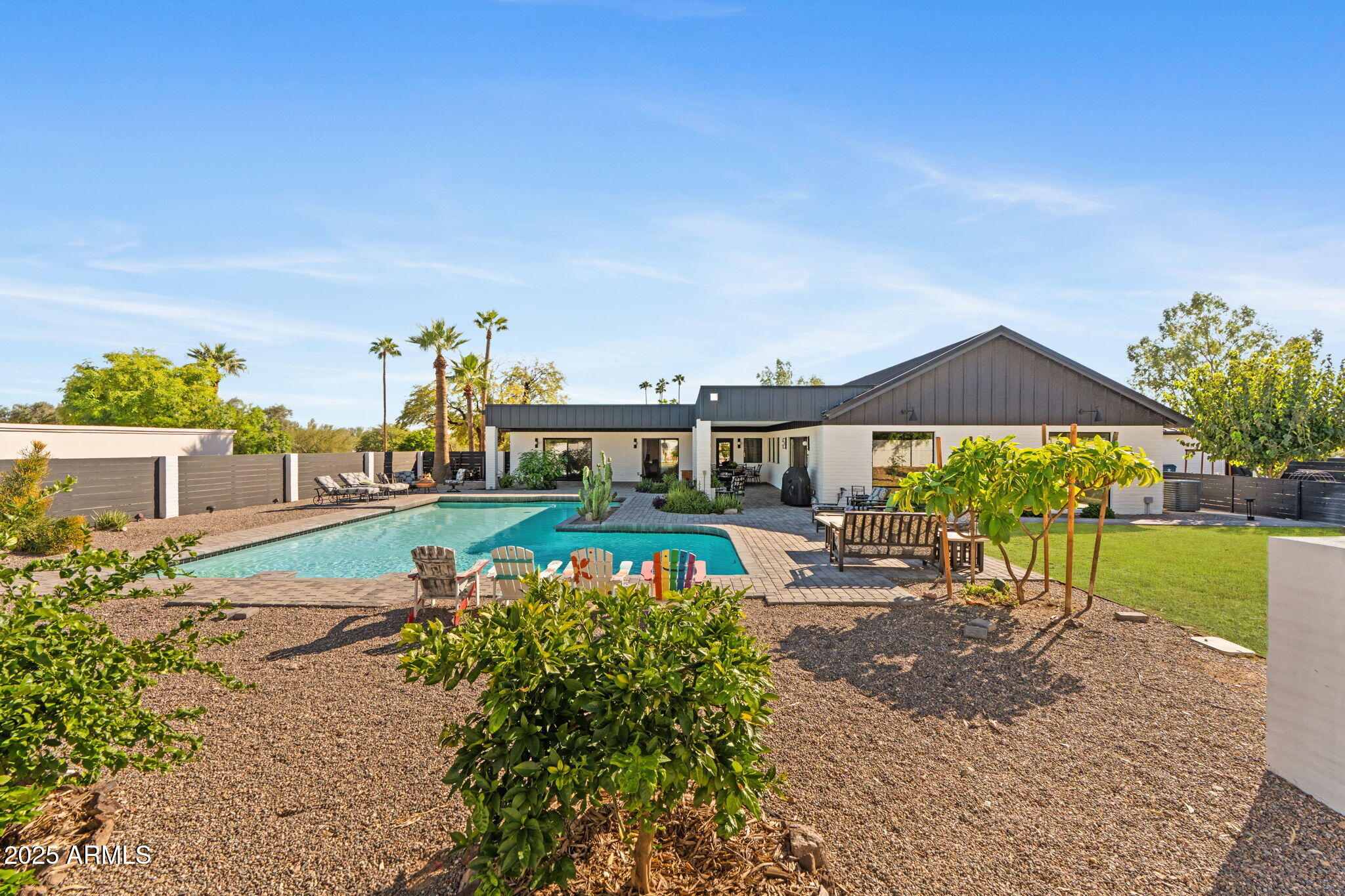 3842 E SAN MIGUEL Avenue, Paradise Valley