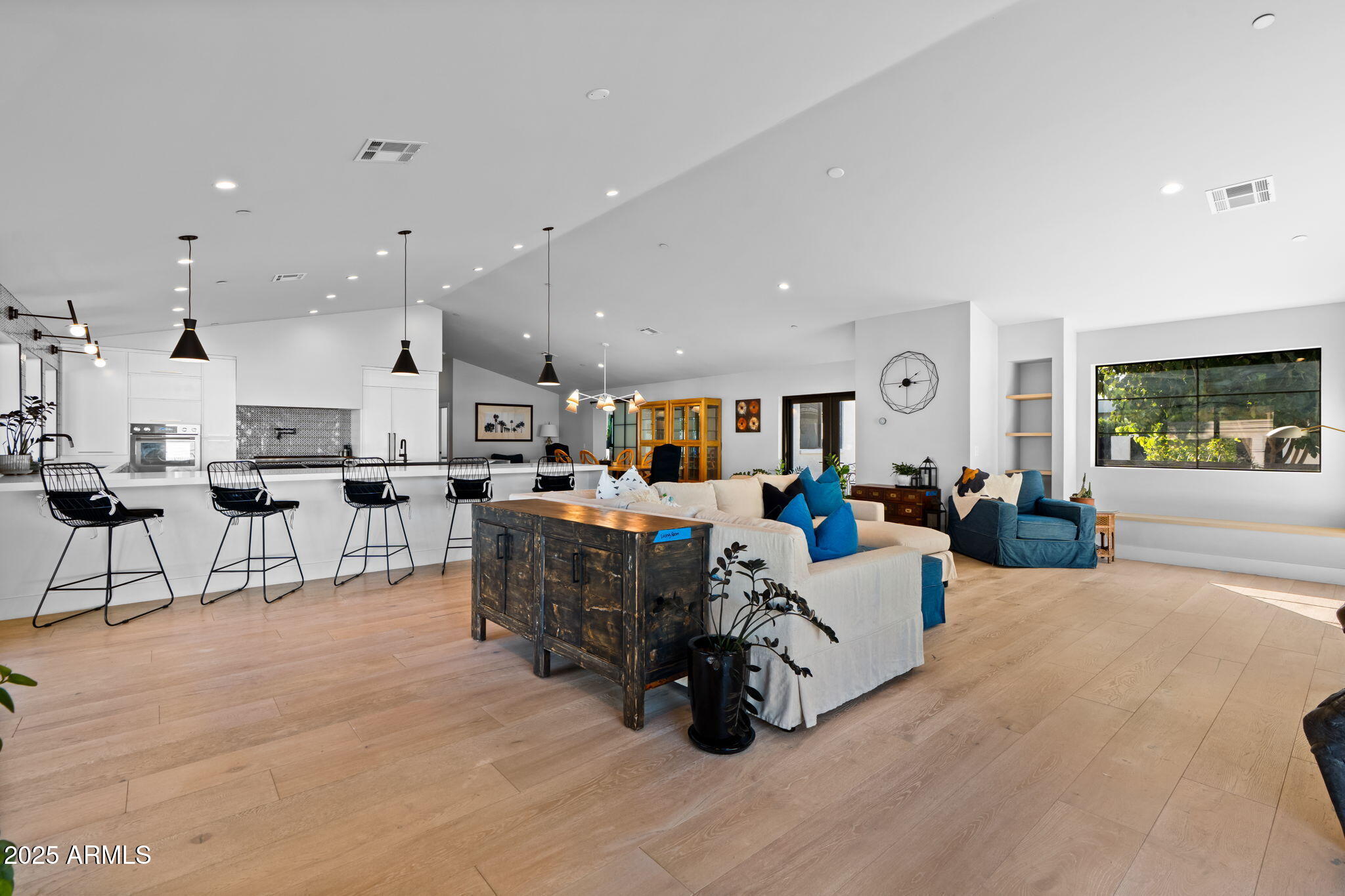 3842 E SAN MIGUEL Avenue, Paradise Valley