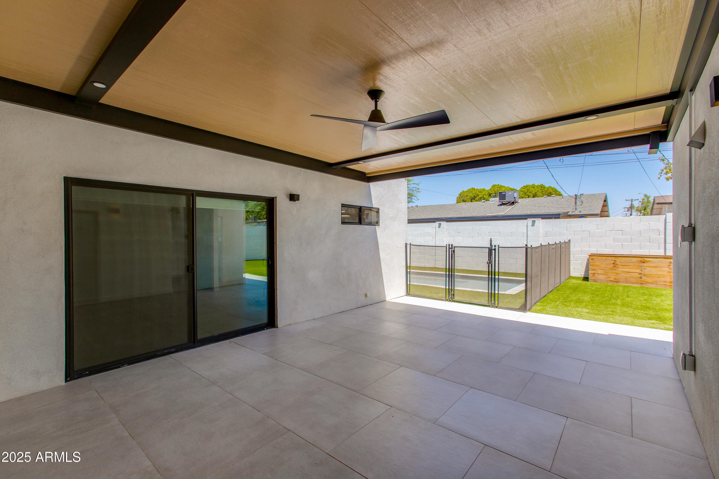 4246 E MULBERRY Drive