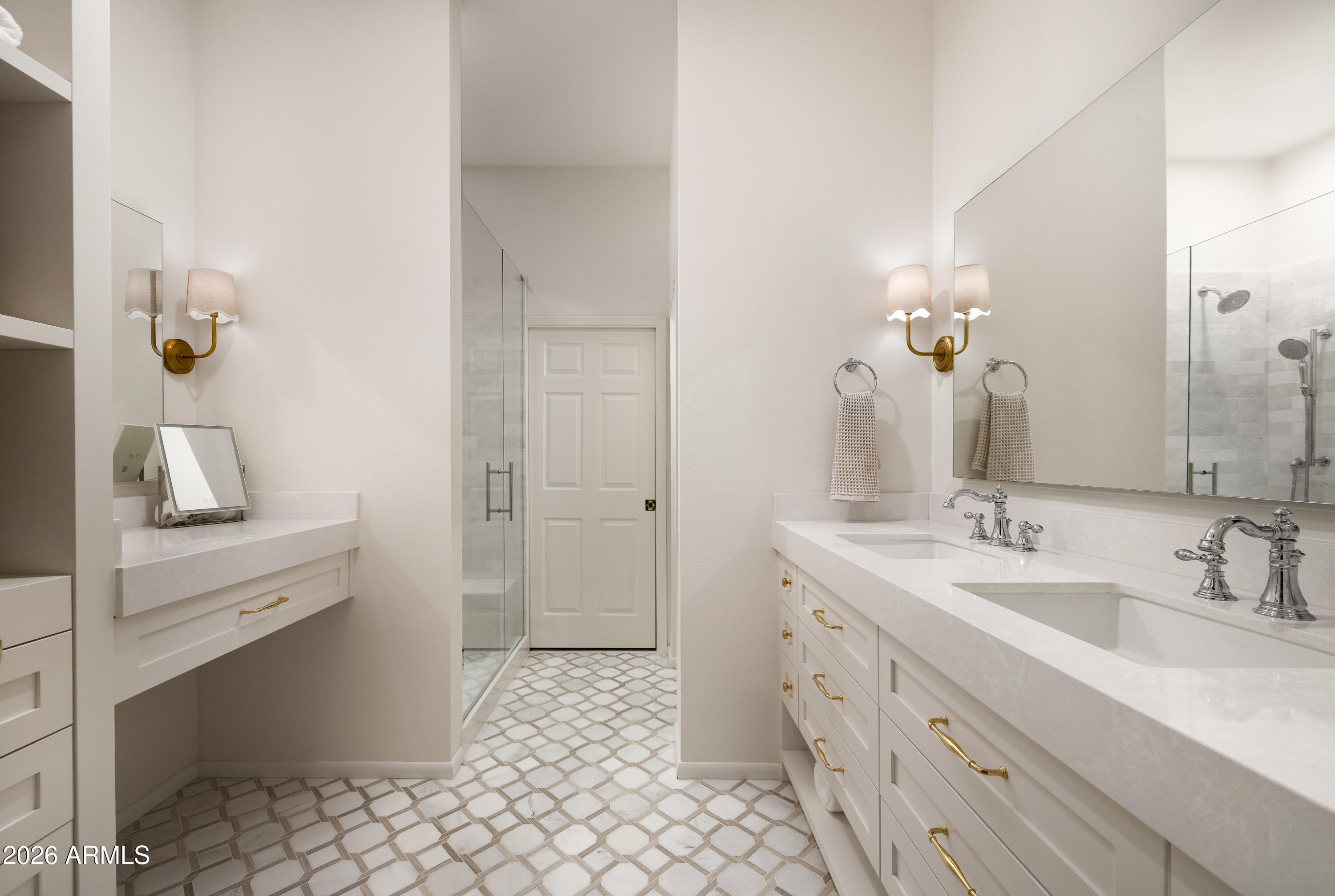 8270 N HAYDEN Road, 2011, Scottsdale Unit: 2011