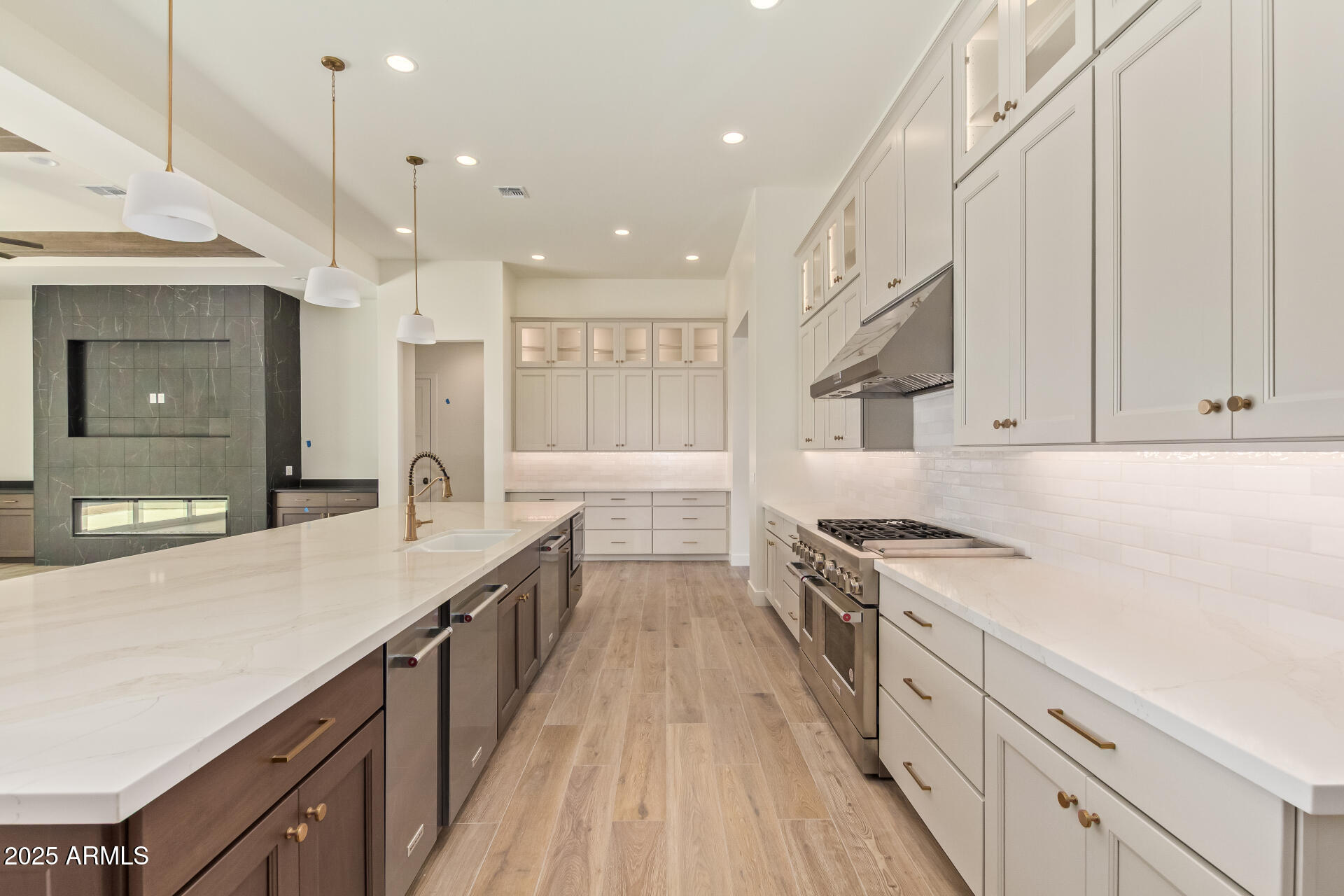 1633 E Minton Street