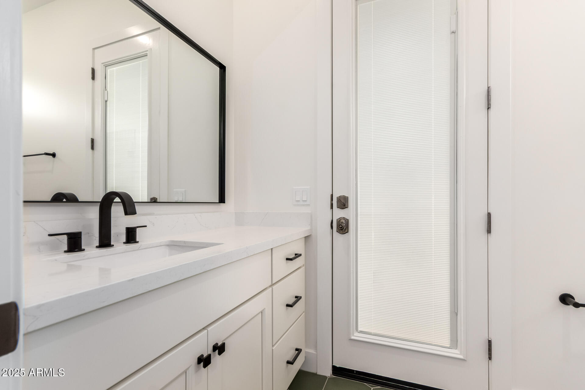 1633 E Minton Street